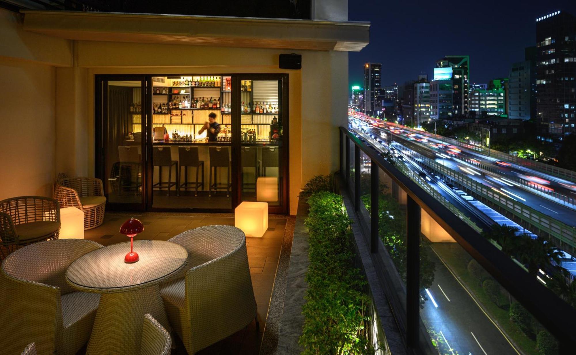 Mvsa+michelin 2 Starred Molino De Urdaniz Taipei