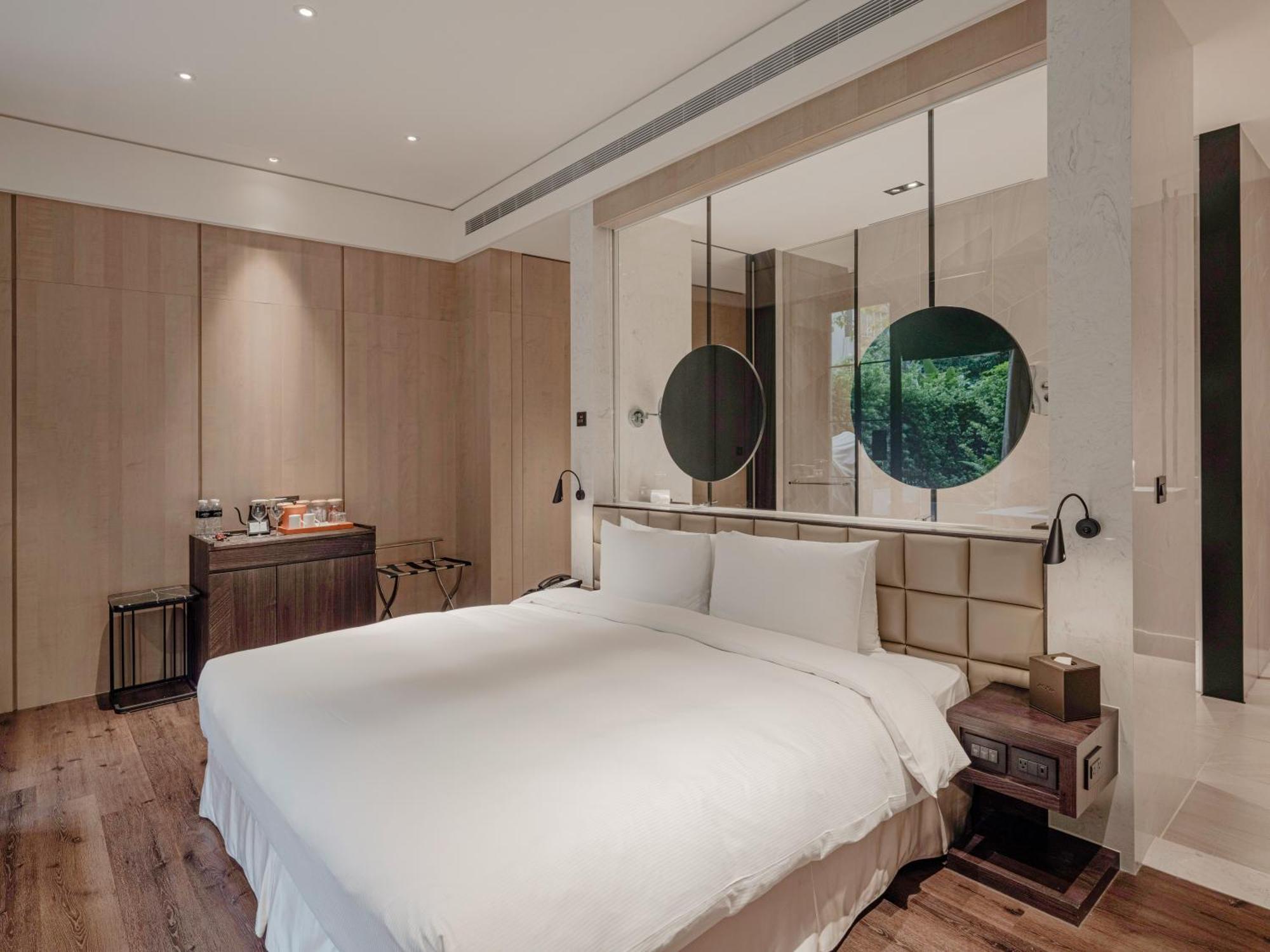 Hotel Mvsa+michelin 2 Starred Molino De Urdaniz Taipei