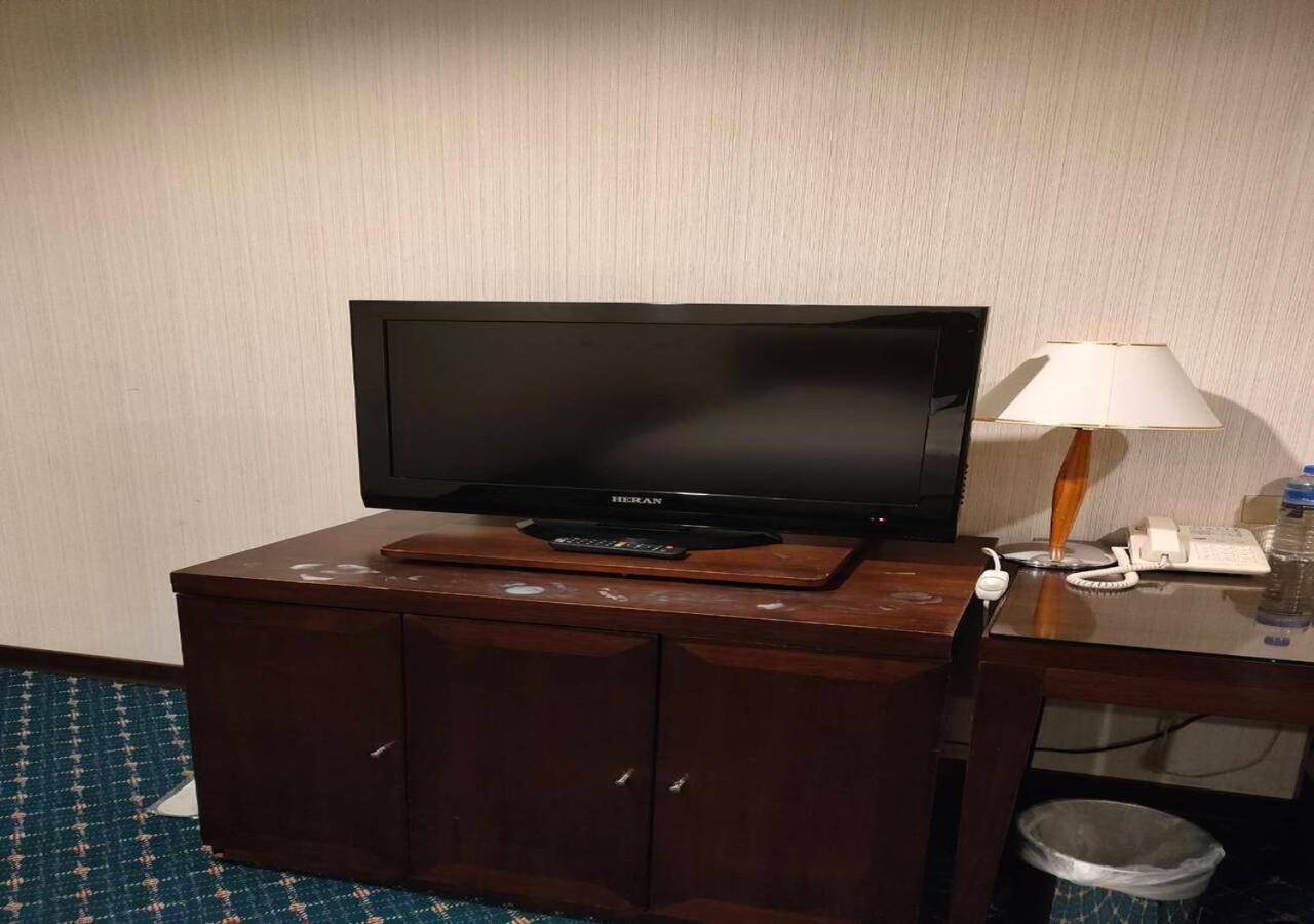 Champion Hotel 3*