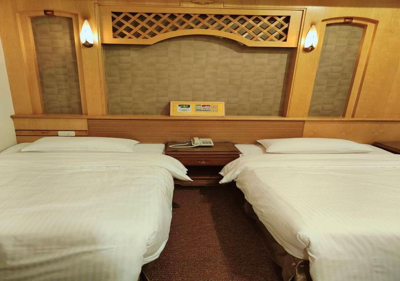 Hotel Champion 3*