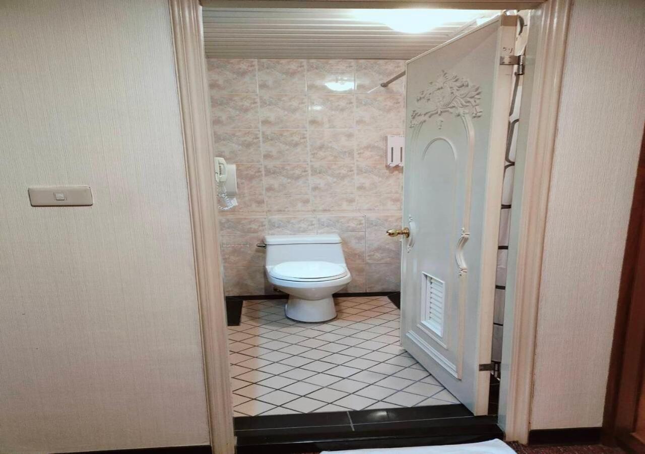 Champion Hotel 3*