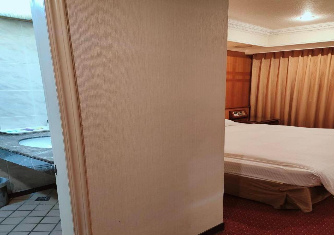 Hotel Champion 3*
