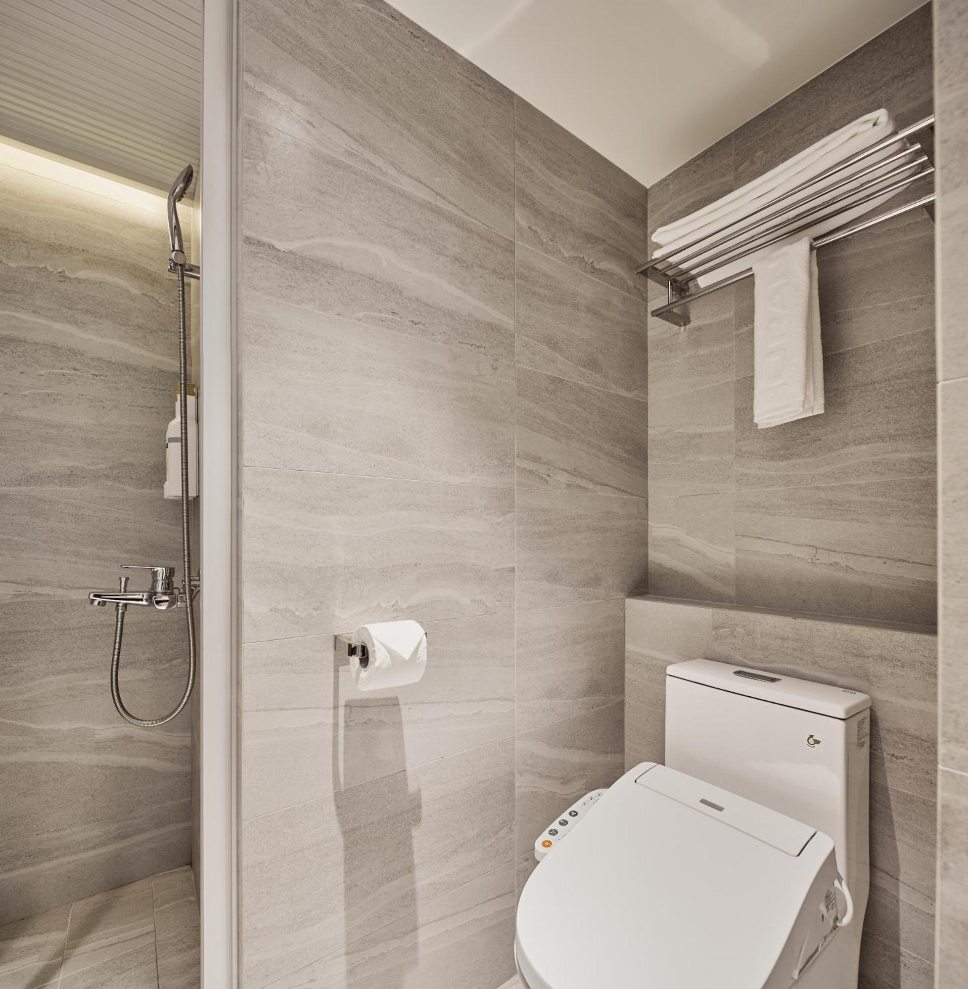 Orange -hanzhong, Hotel 3*