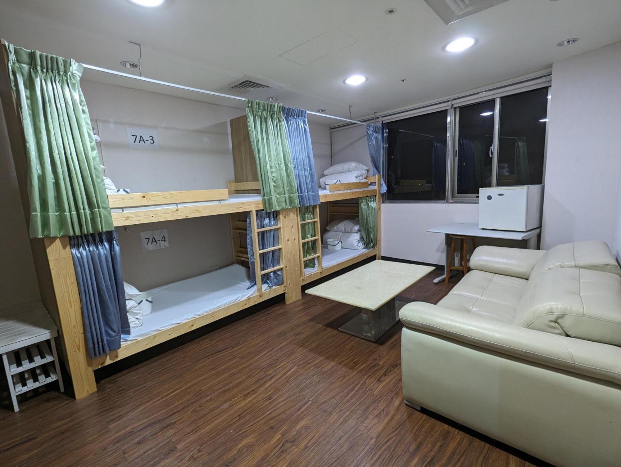 Hey Bear Capsule Capsule hotel 3*