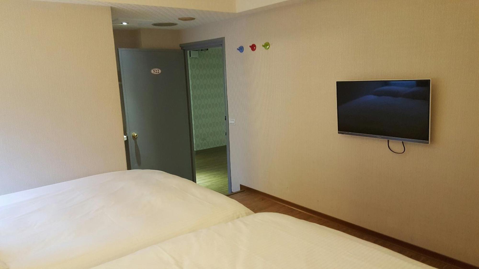 Hotel Honey