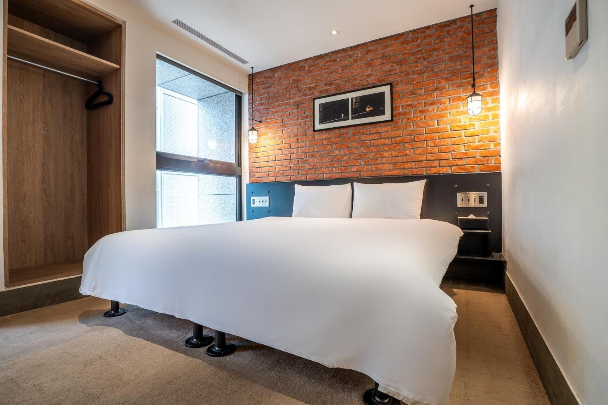 Hotel Check Songjiang