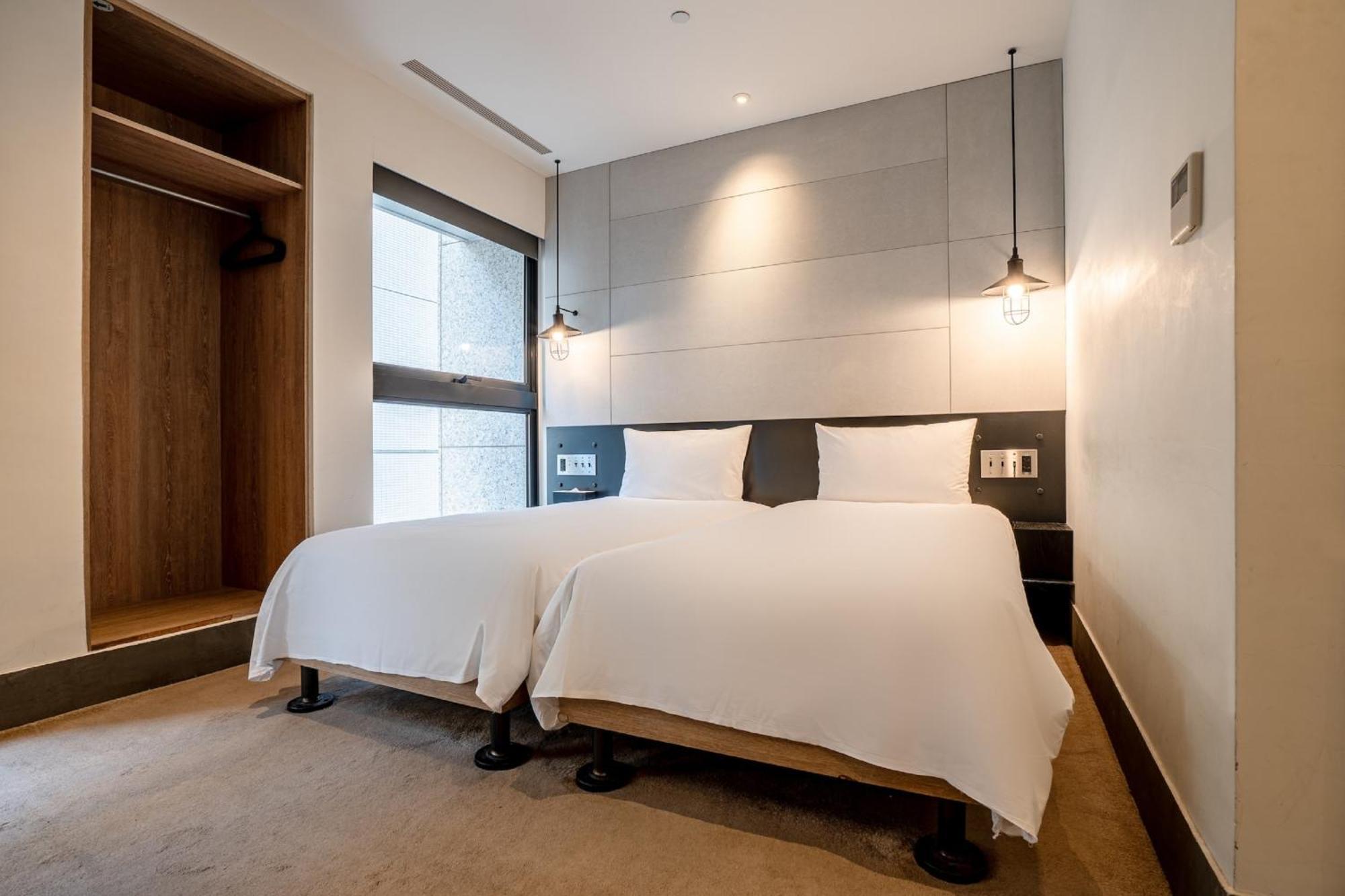 Hotel Check Songjiang