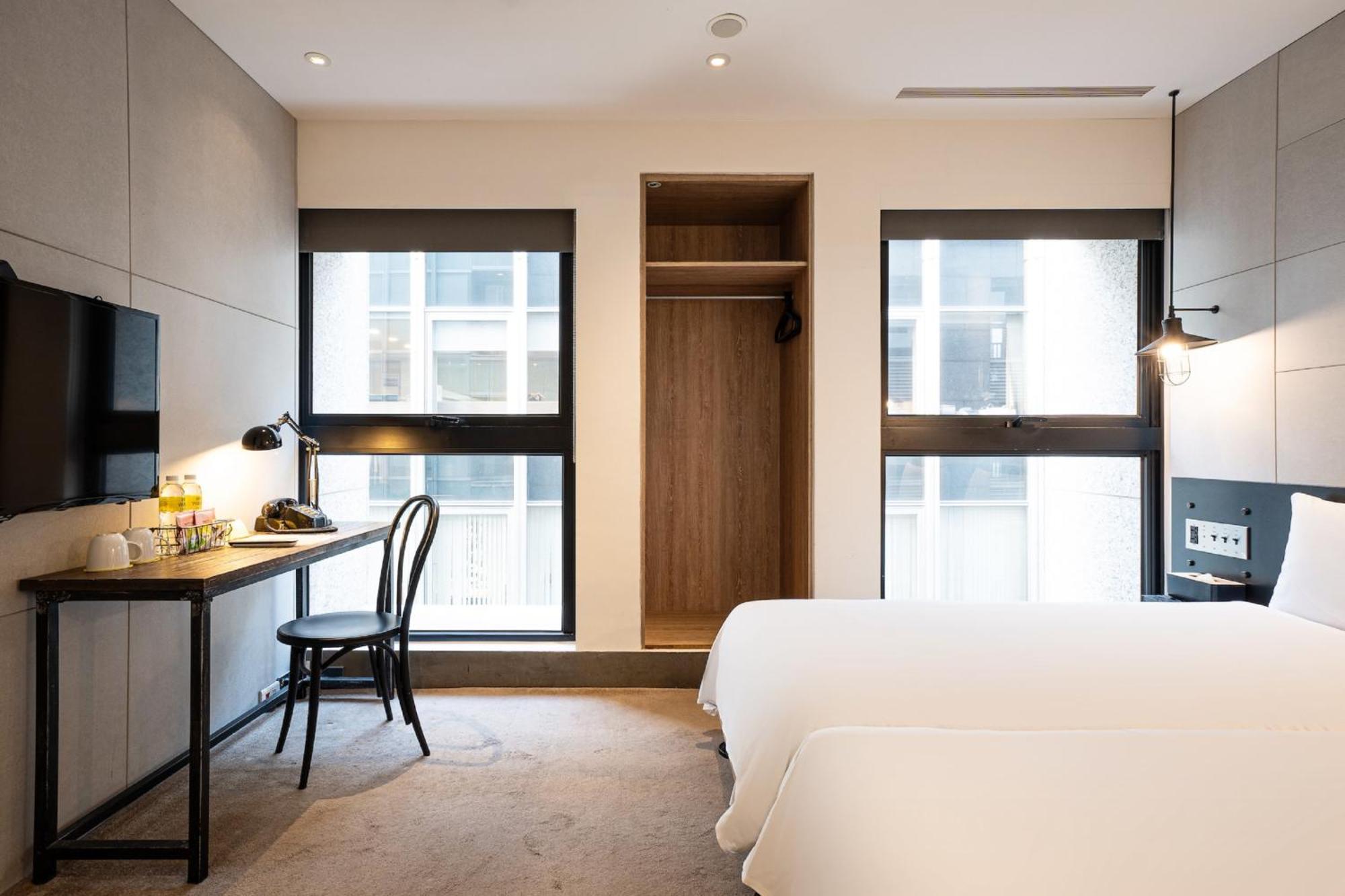 Check Songjiang Hotel Taipei