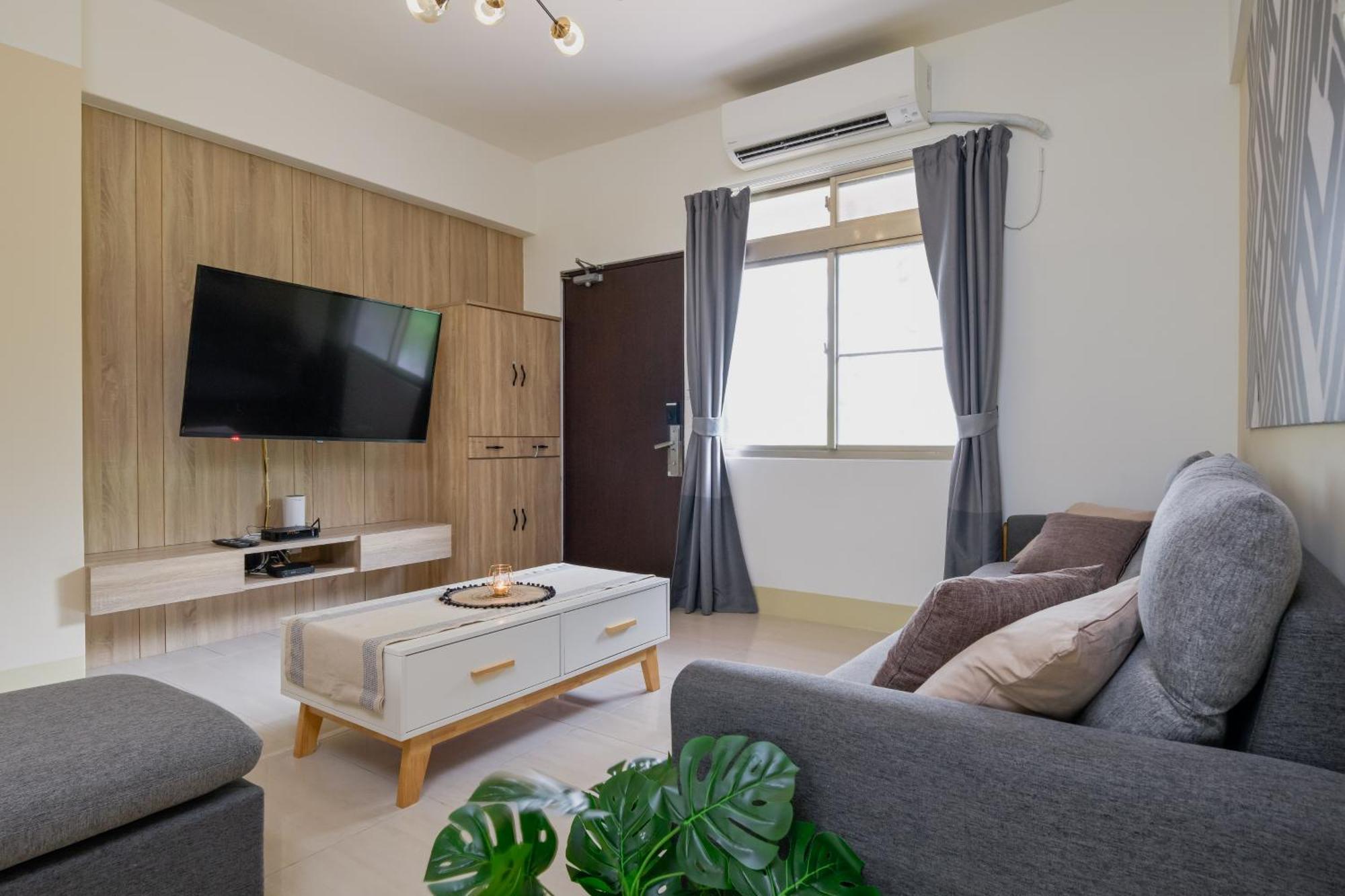 Apartment Perfect Family 3b2b 101 & Mrt-4 Min 完美家庭住宅 3房2衛 4分到台北101