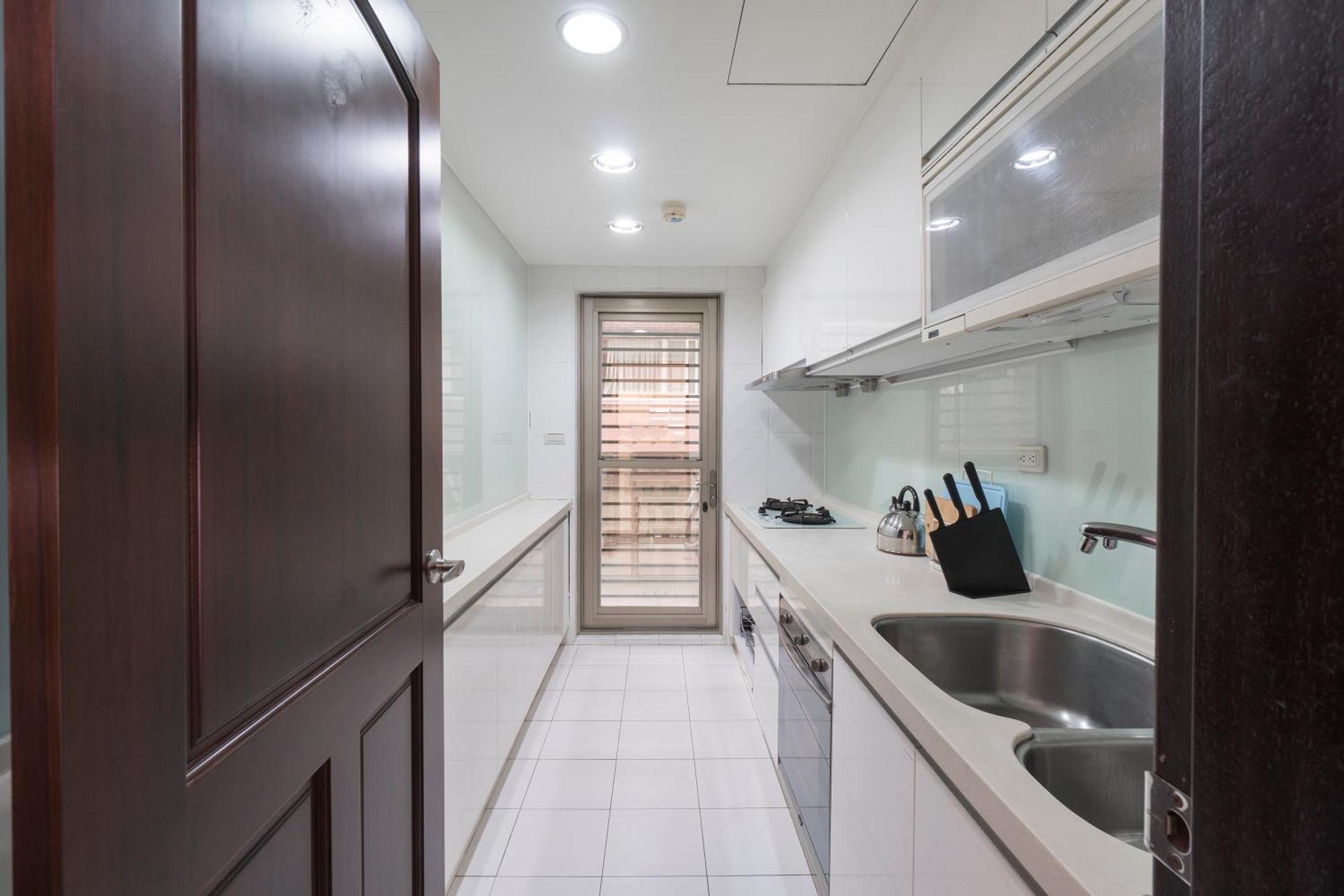 Apartment New Building 3b2b Daan Park Mrt-2min 全新大樓家 3房2衛 2分到大安森林公園站 Taipei
