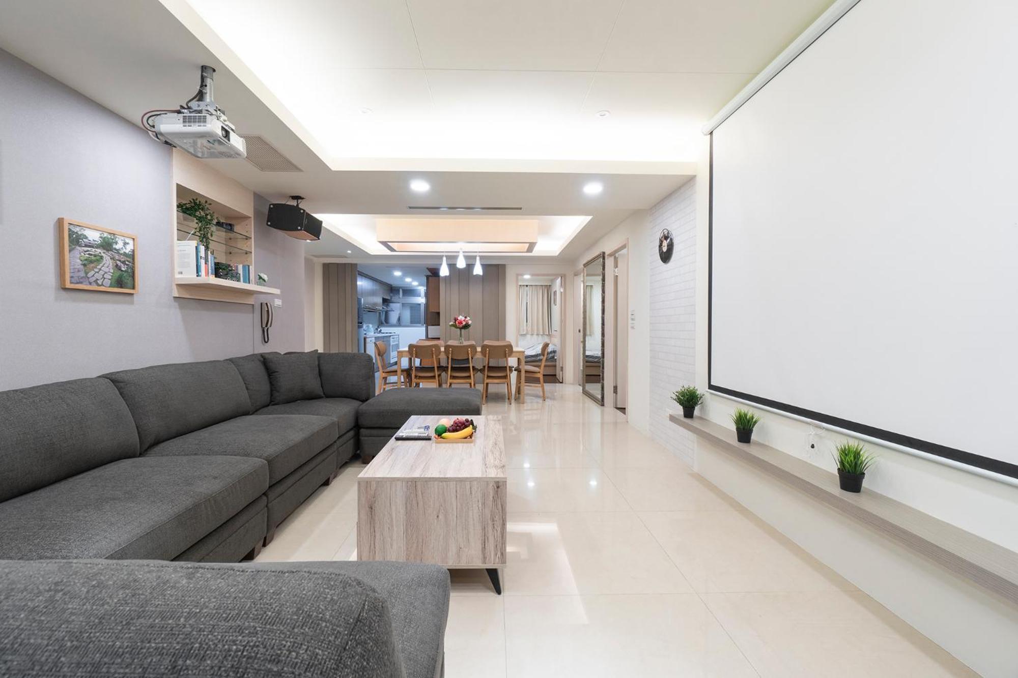 Apartment 3b2b Warm Cinema 4 Min To Xinyi Anhe Mrt 三房二衛 投影機 4分到信義安和站