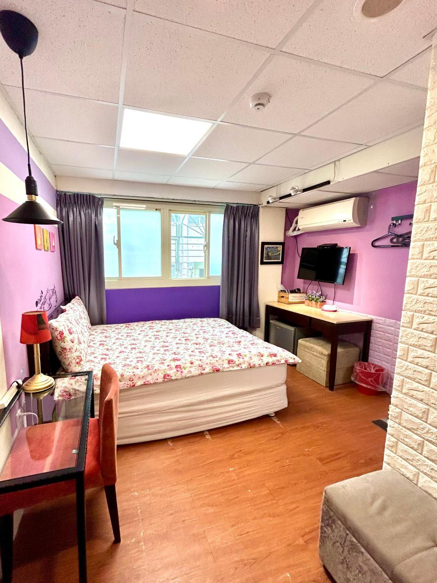 Hostel Triple Tiger *