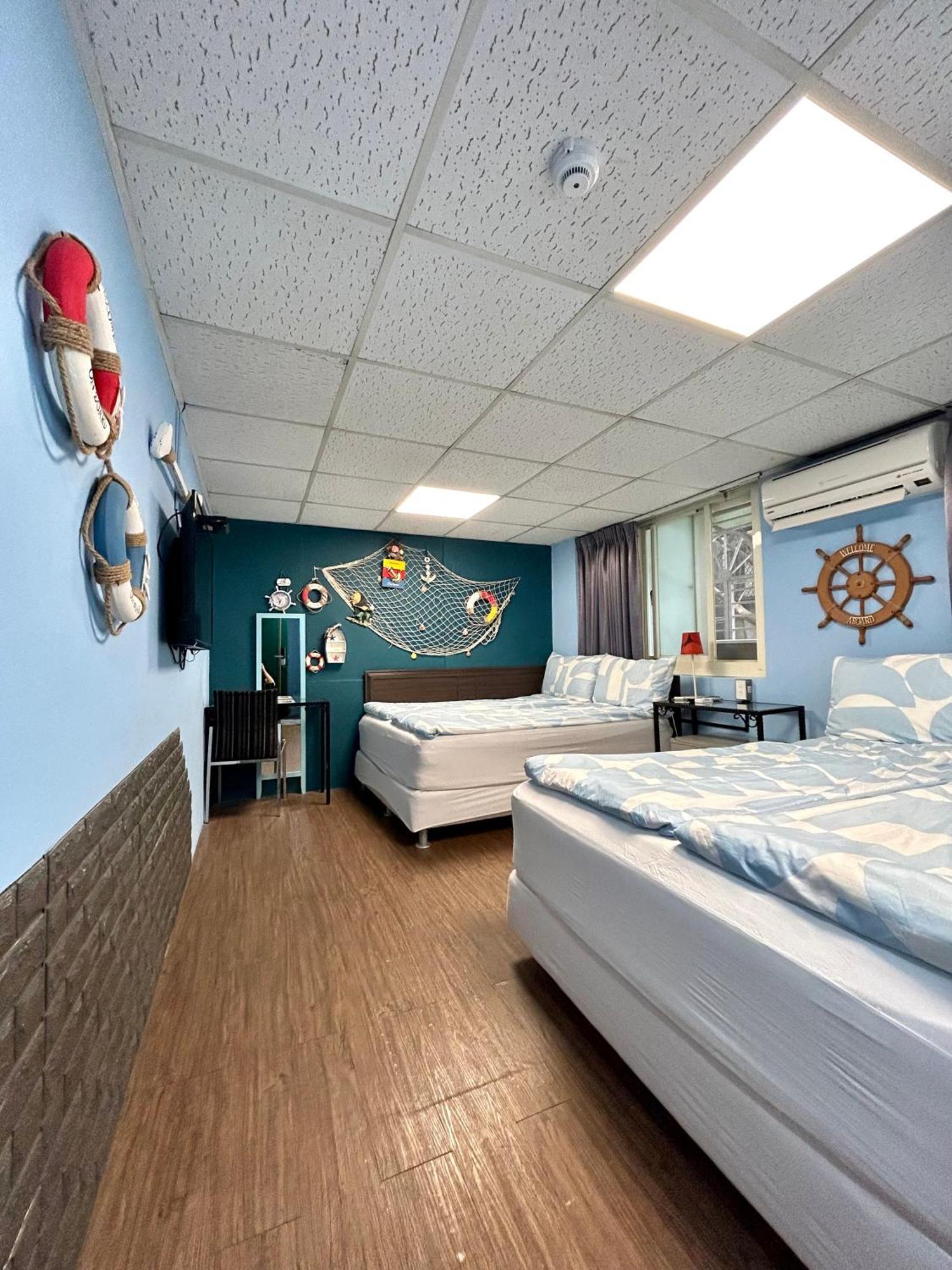 Triple Tiger Hostel *
