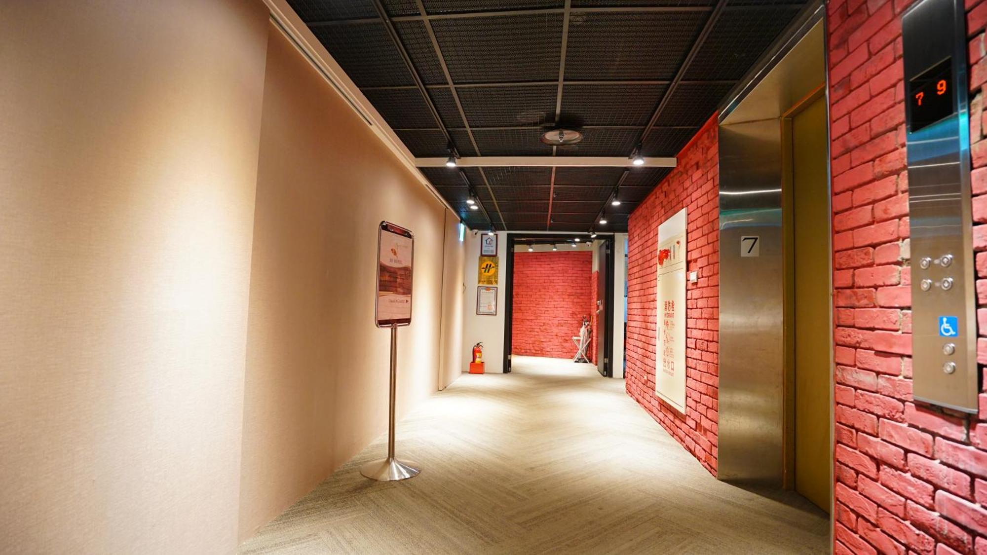 Rf - Zhongxiao 3* Taipei