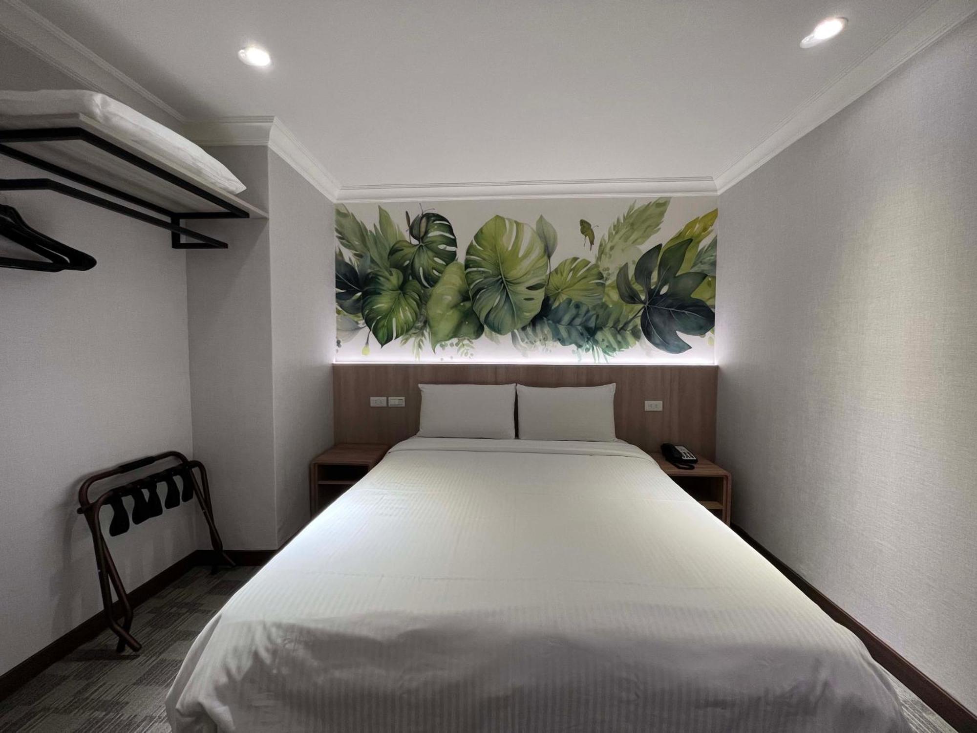 East Dragon 3*