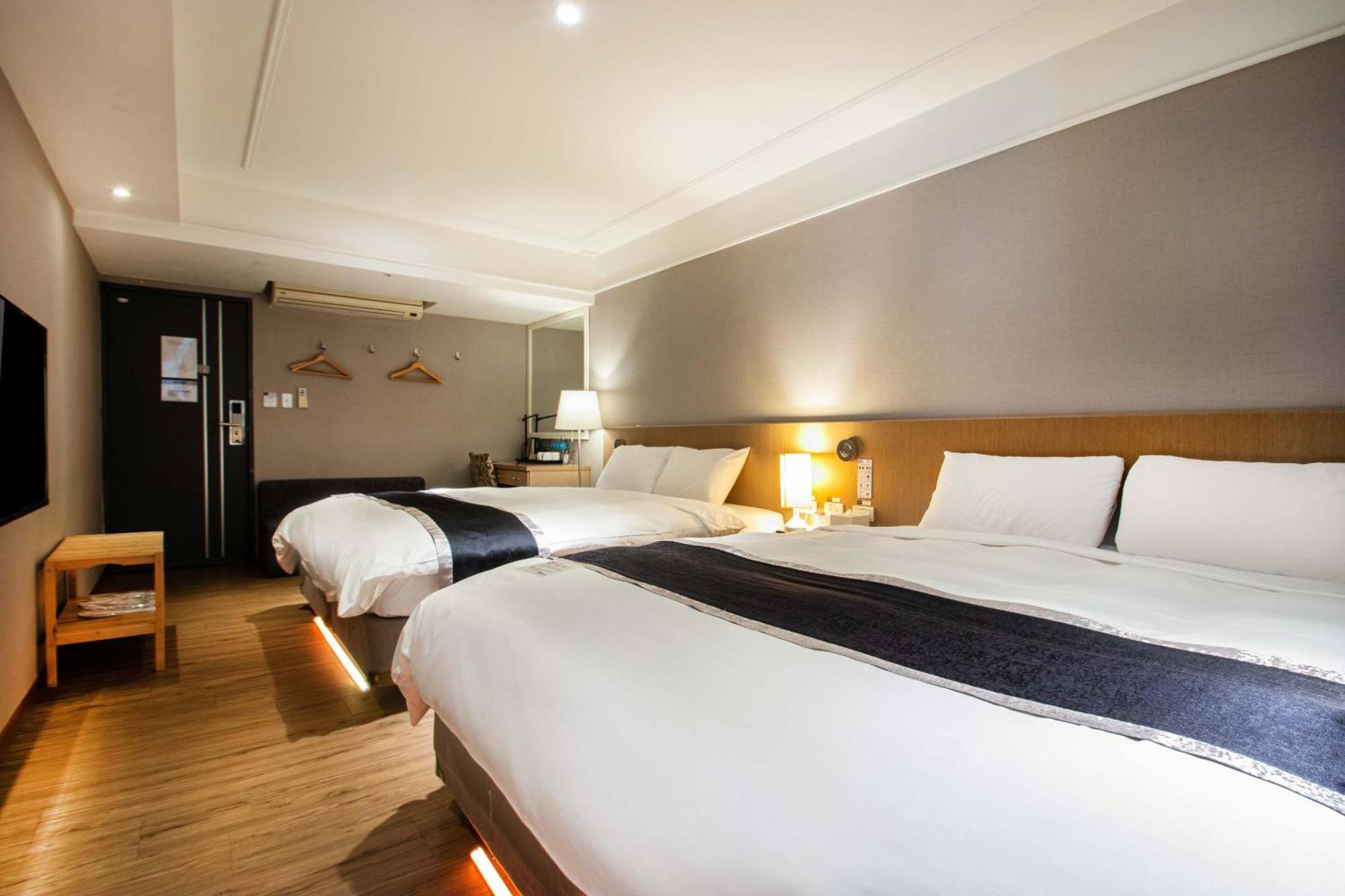 Stay Inn Inn Taipei