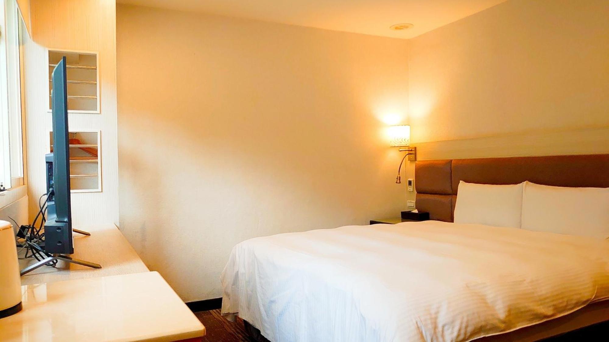 Hub Banqiao Branch Hotel *