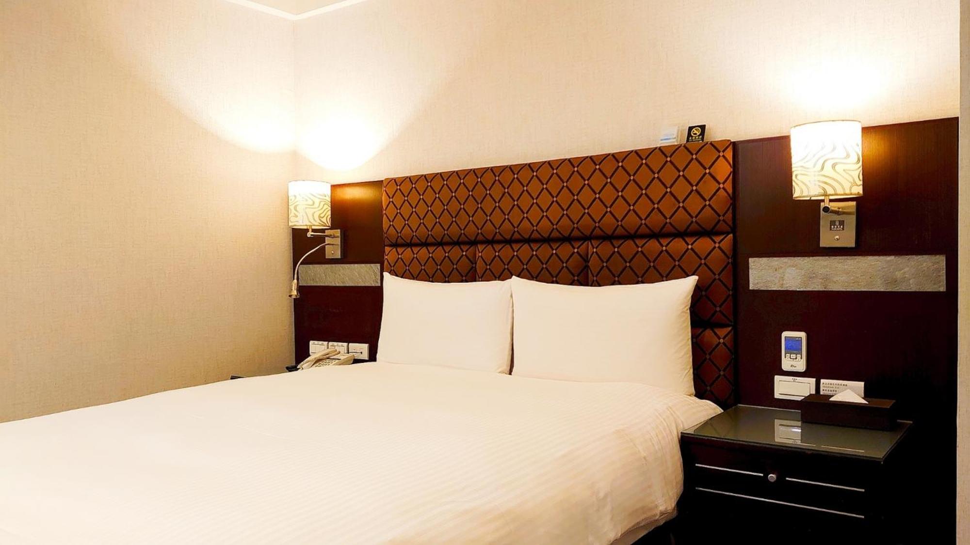 Hub Banqiao Branch Hotel *
