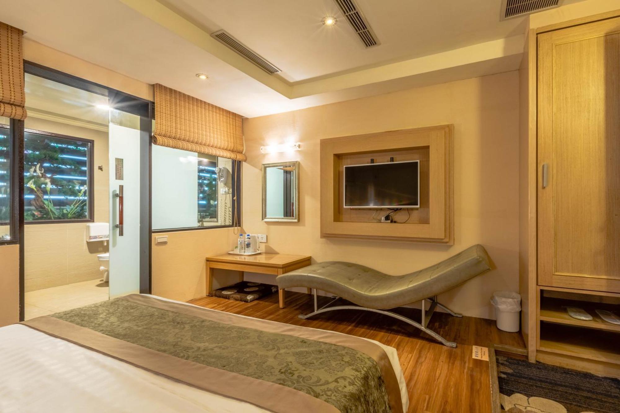 Chyuan Du Spring Hotel