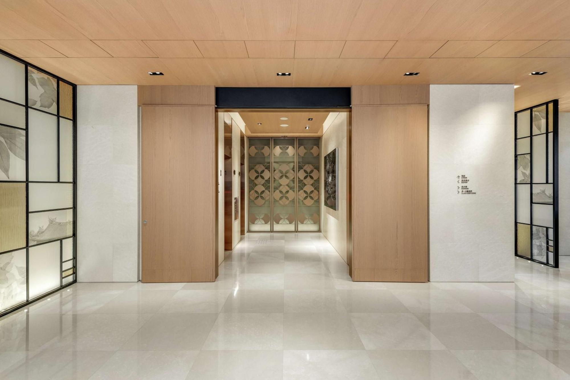 Doubletree By Hilton Zhongshan Hotel 4*
