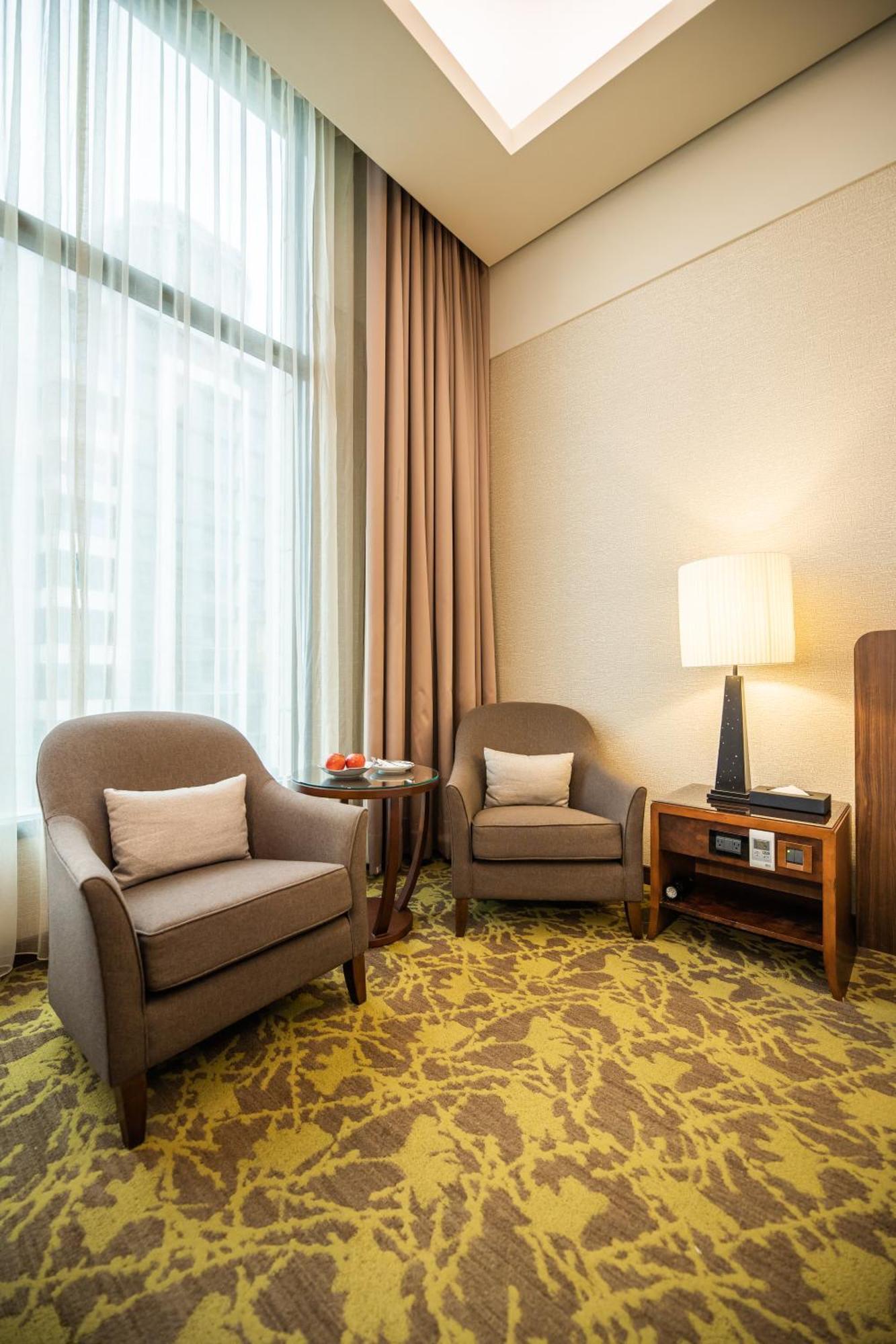 Miramar Garden 5* Taipei