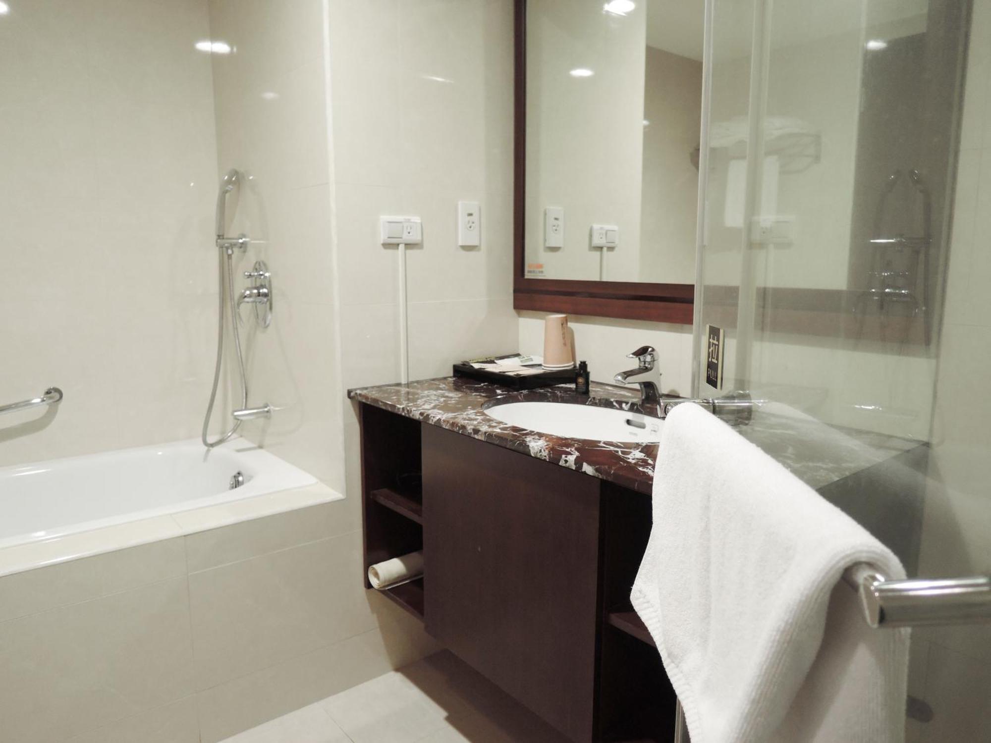 Hotel Check Neihu Taipei