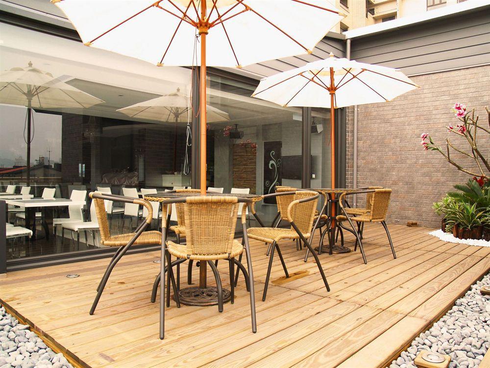 Hotel Forward Nangang 3*