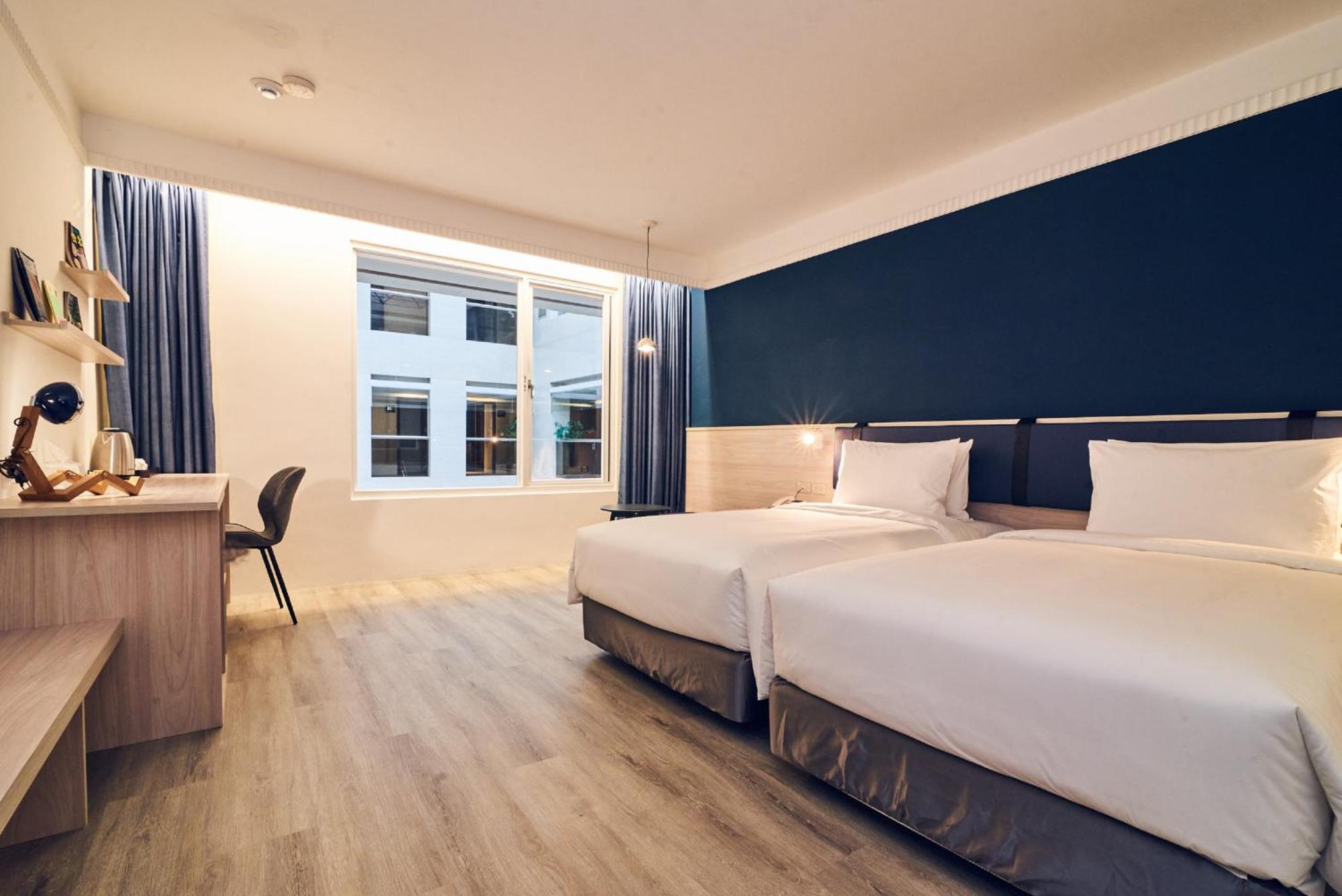 Check Select Nangang Hotel