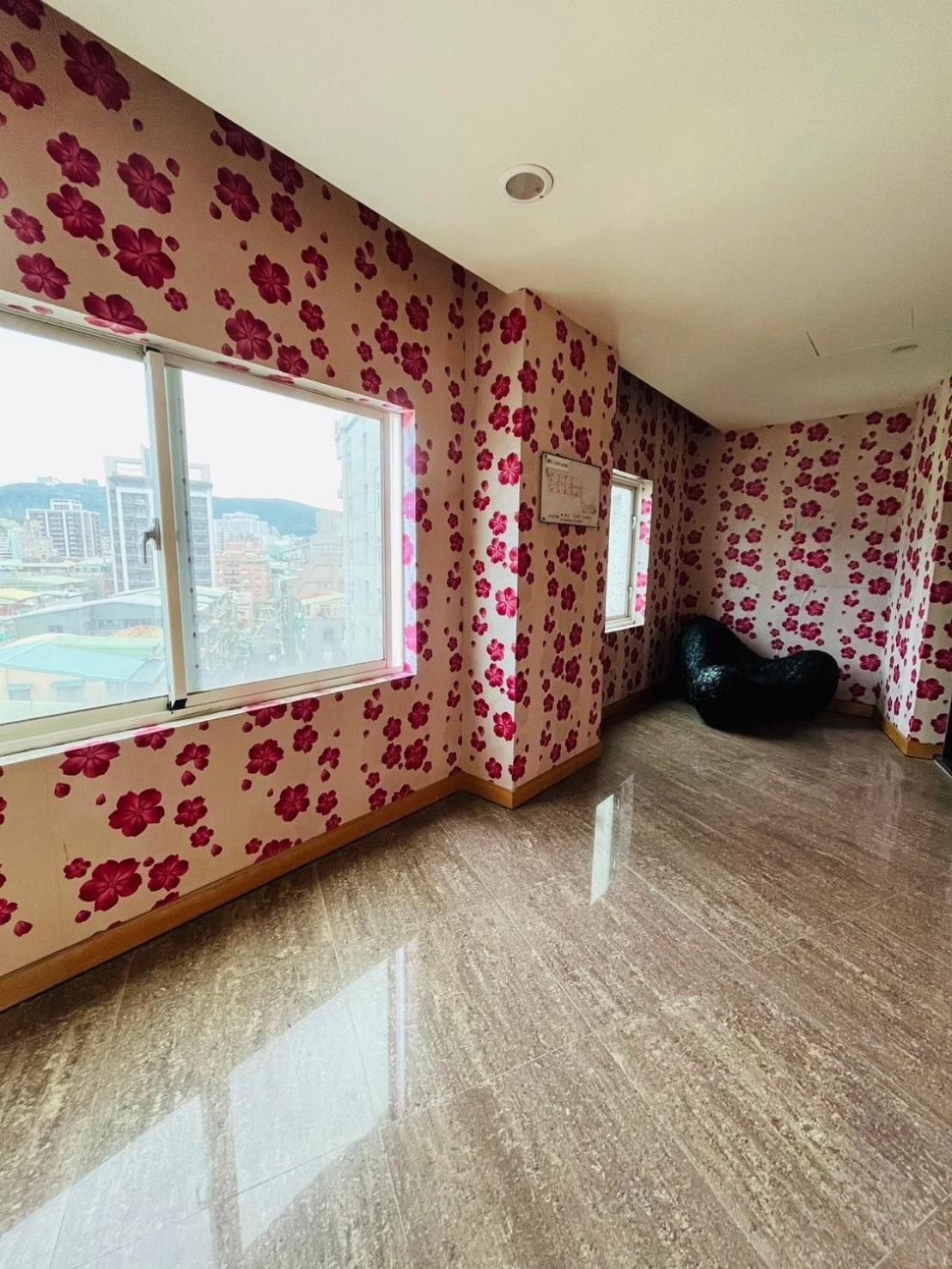 Walker - Chengde Hotel *