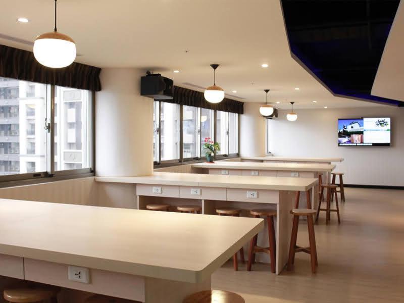 Capsule hotel Hey Bear Capsule Taipei