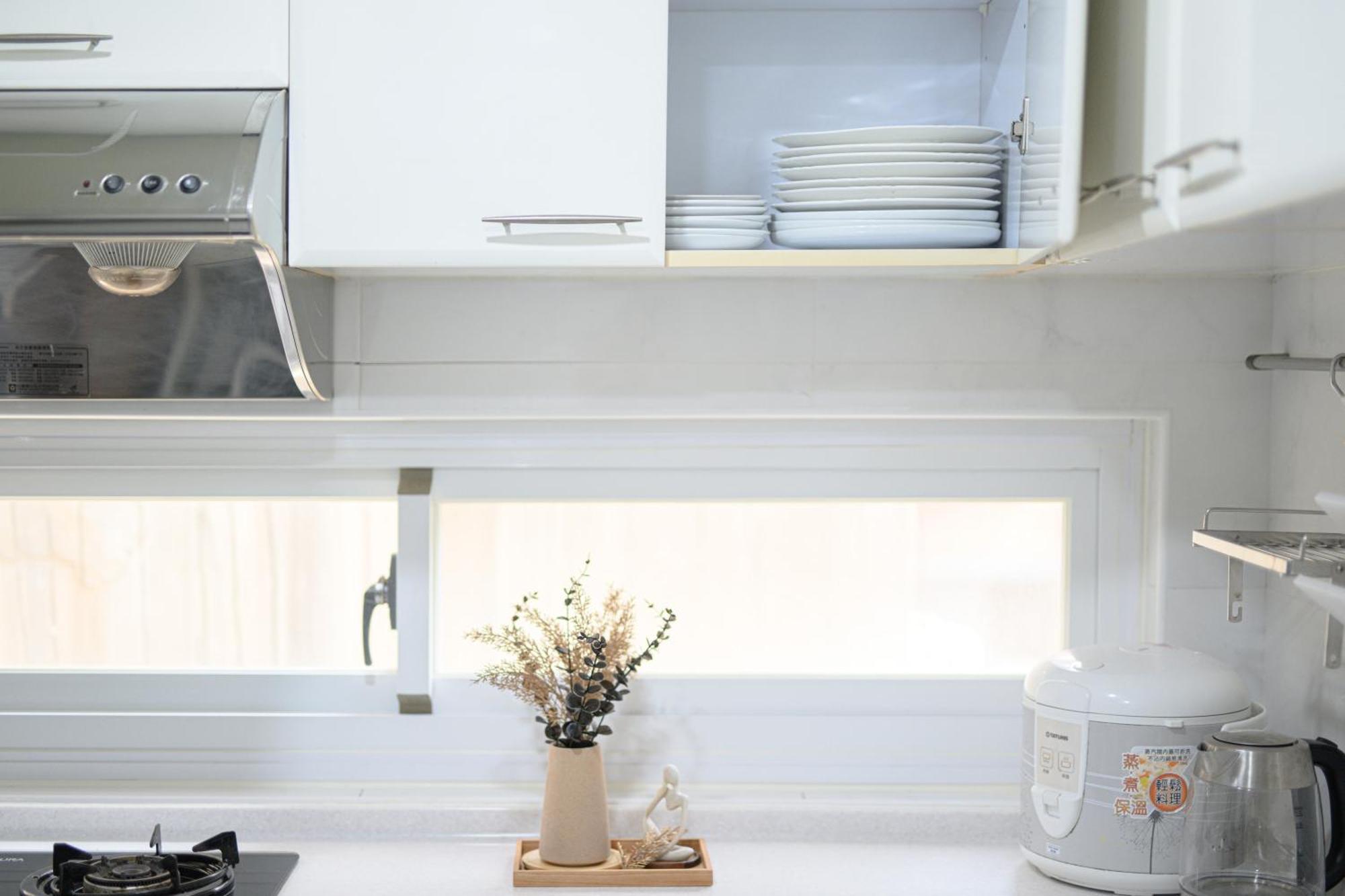 4b2b Yanji Earthly Home: Steps From Sys Memorial Hall Mrt Apartment *