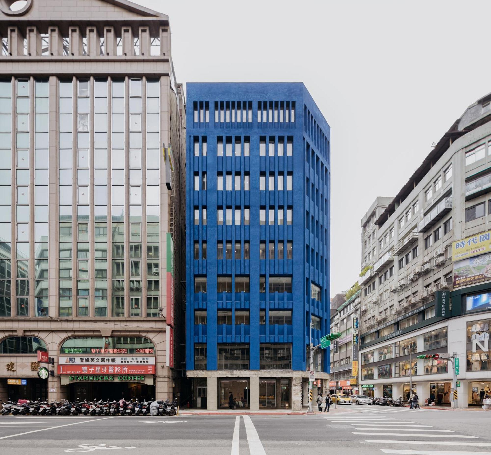 The Blue By Just 3* Taipei