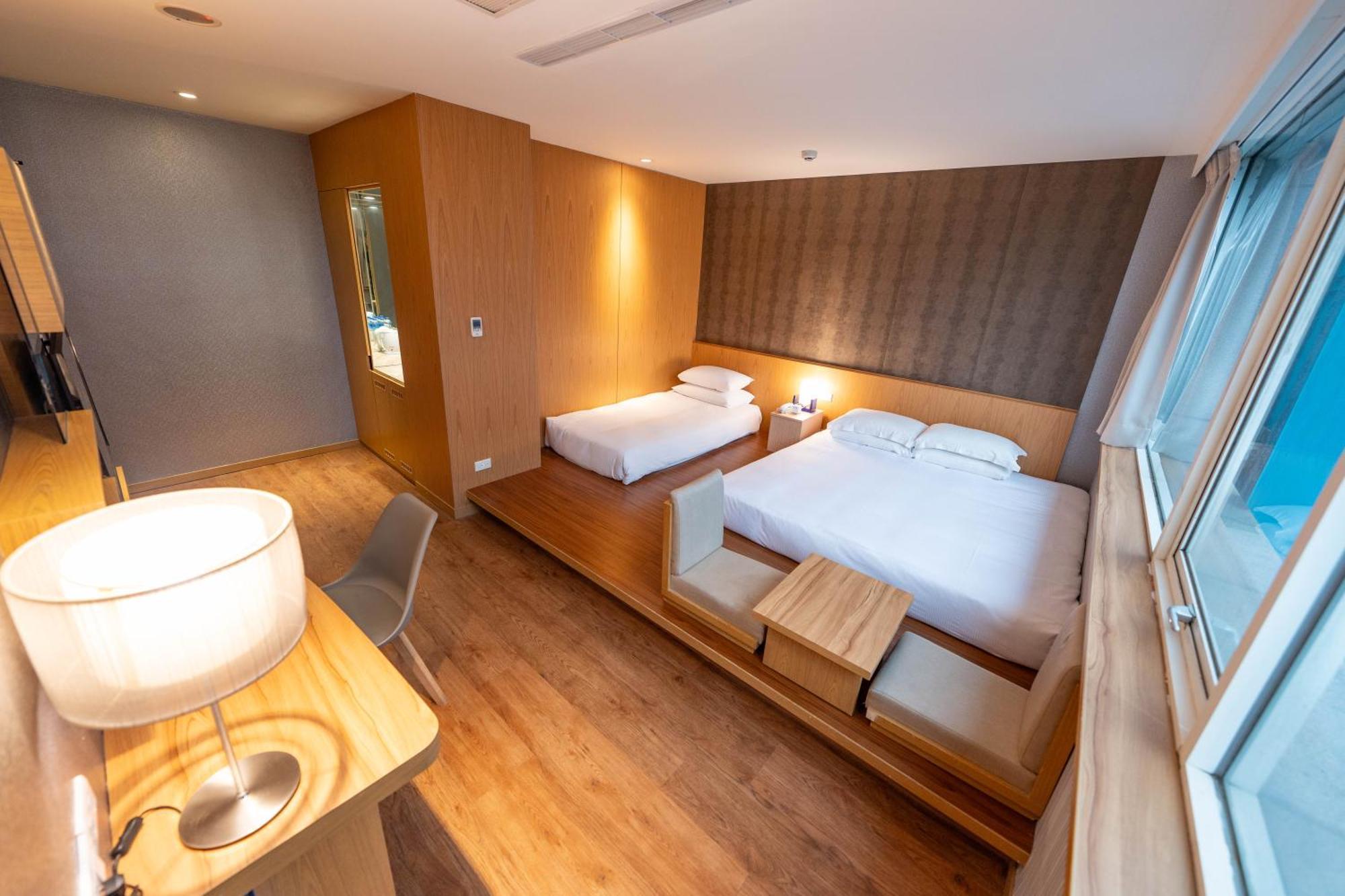 Hotel 雲富大飯店 Cloud-zhongshan