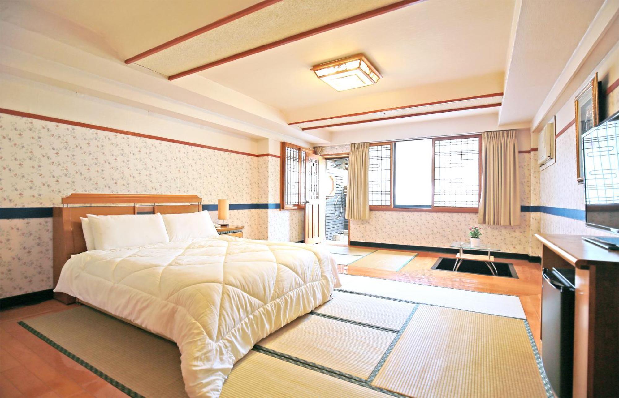Phoenix Pavilion Hot Spring 3* Taipei