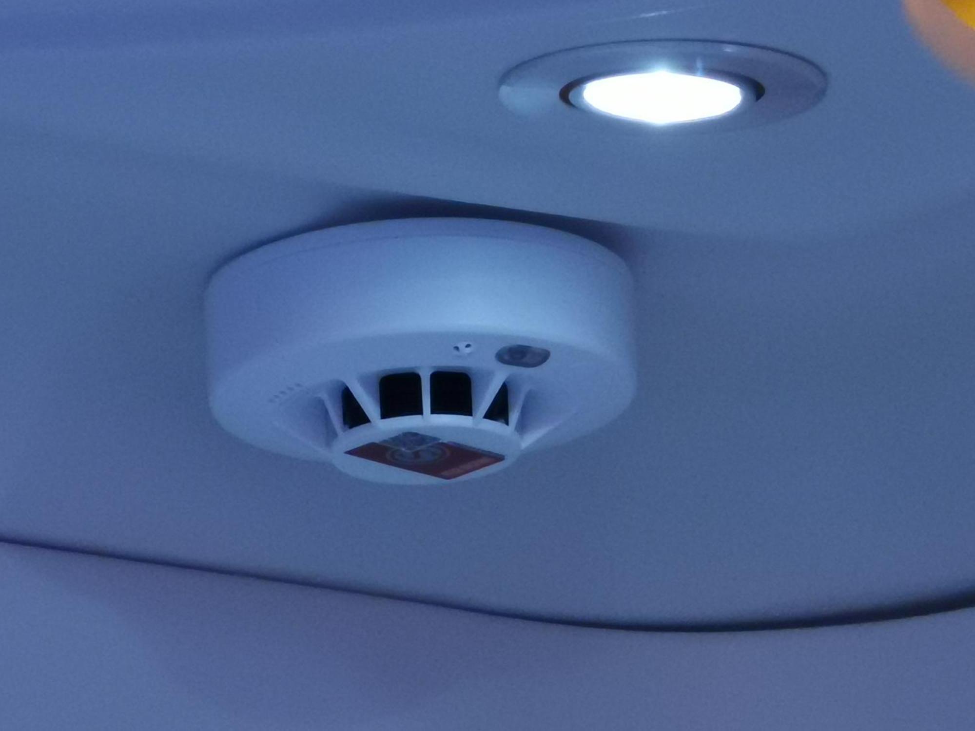 橙舍太空艙 Tw Capsule Capsule hotel 2*