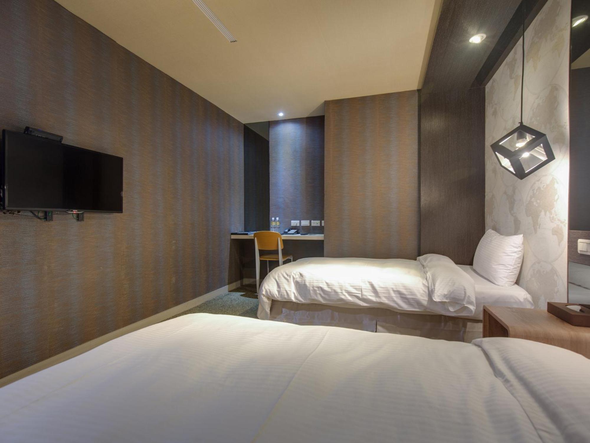 Penginapan East Dragon 3*