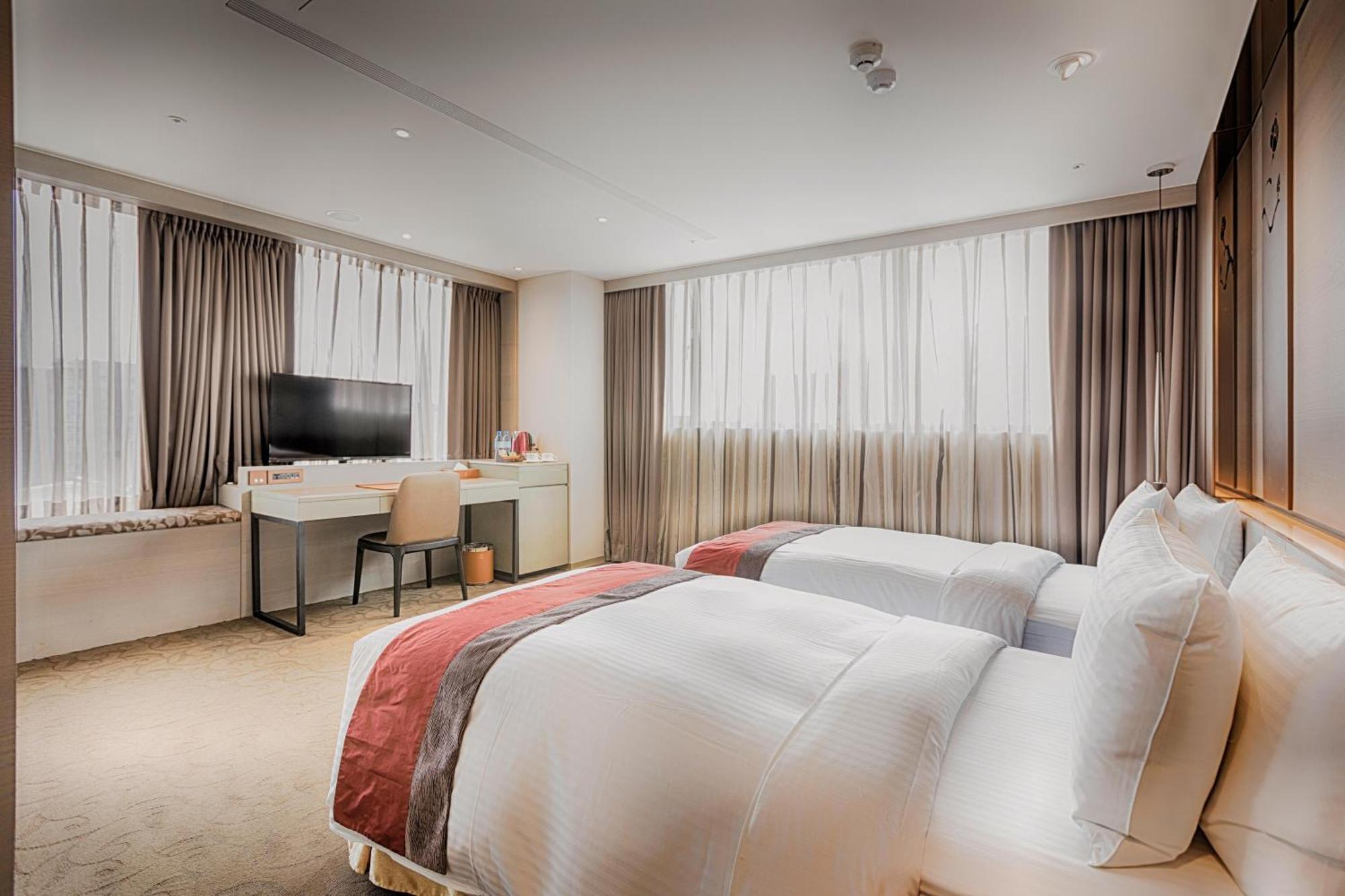 World Grand Nanjing Hotel Taipei