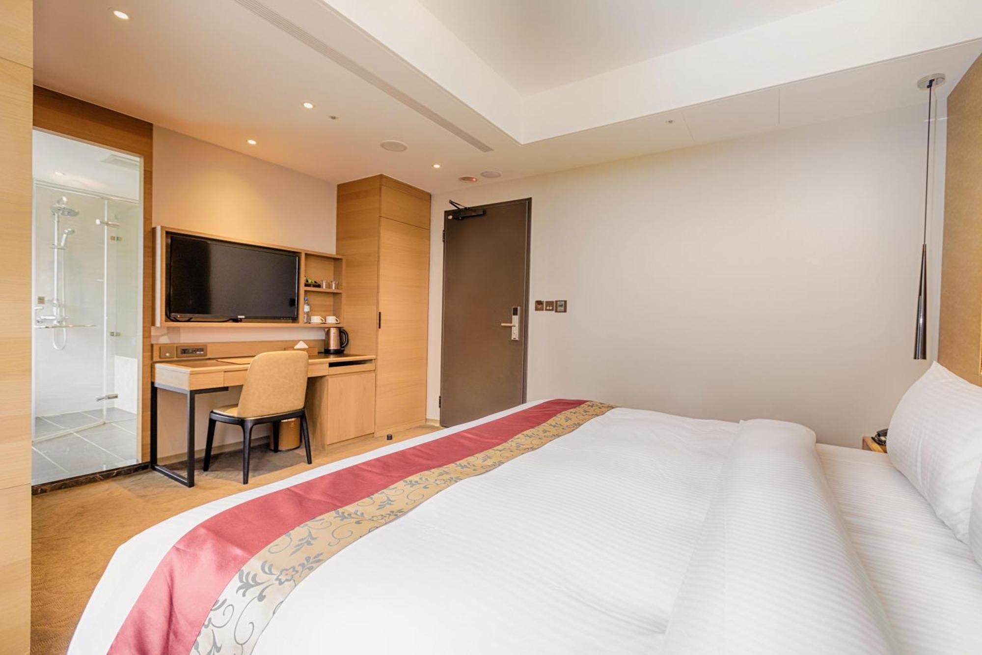 World Grand Nanjing Hotel 4*