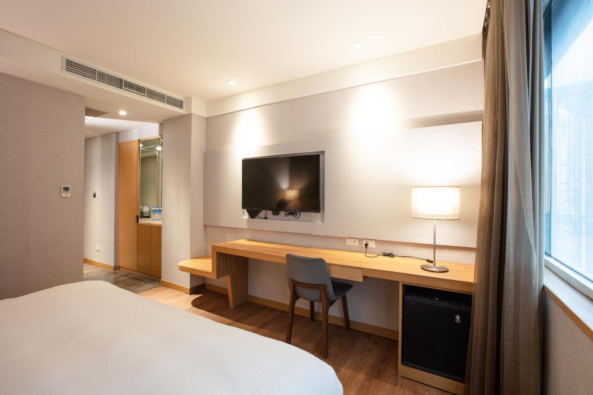 Hotel 雲富大飯店 Cloud-zhongshan 3*