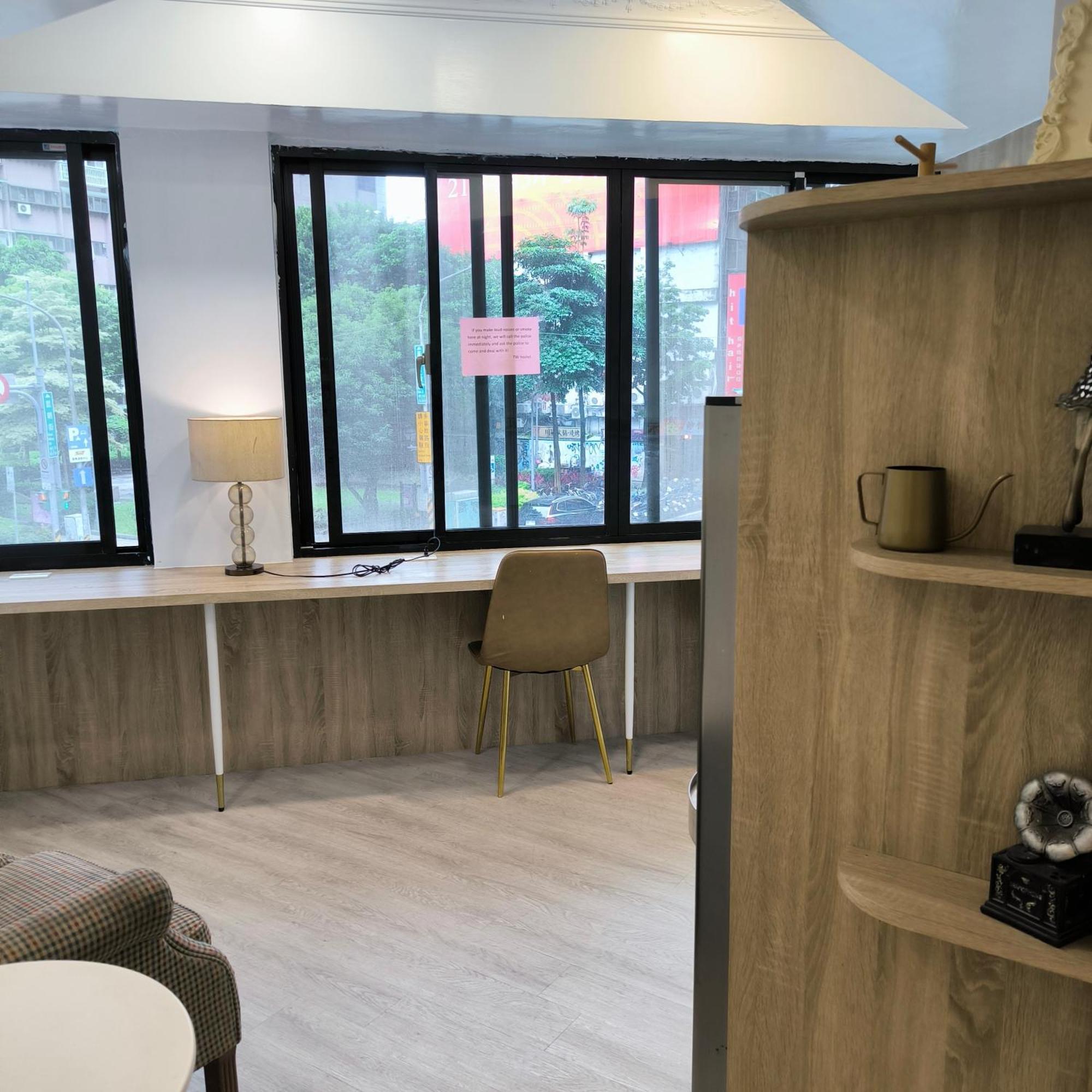 橙舍二館 Tw 2 Hostel