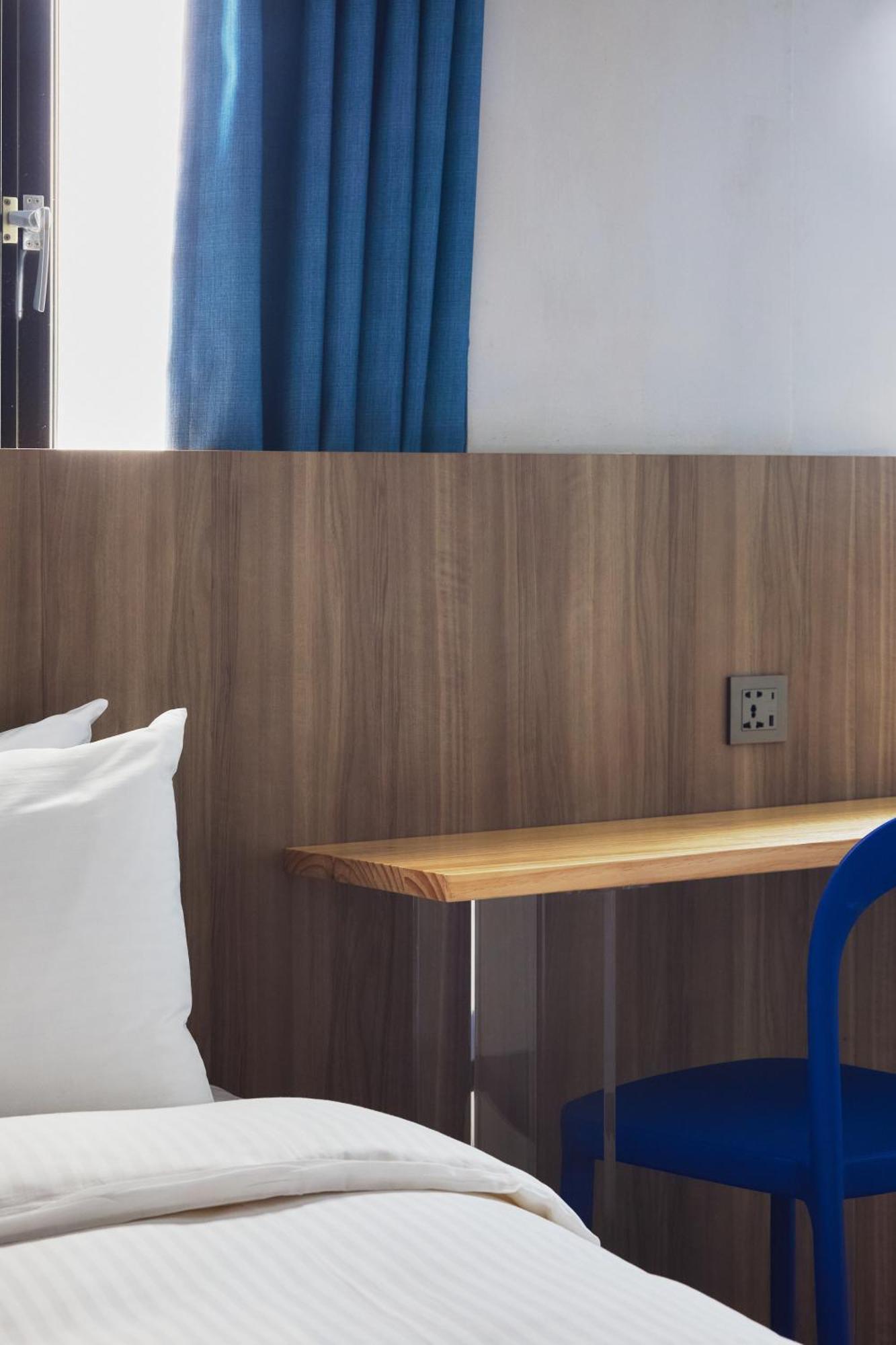 The Blue By Just Hotel Taipei