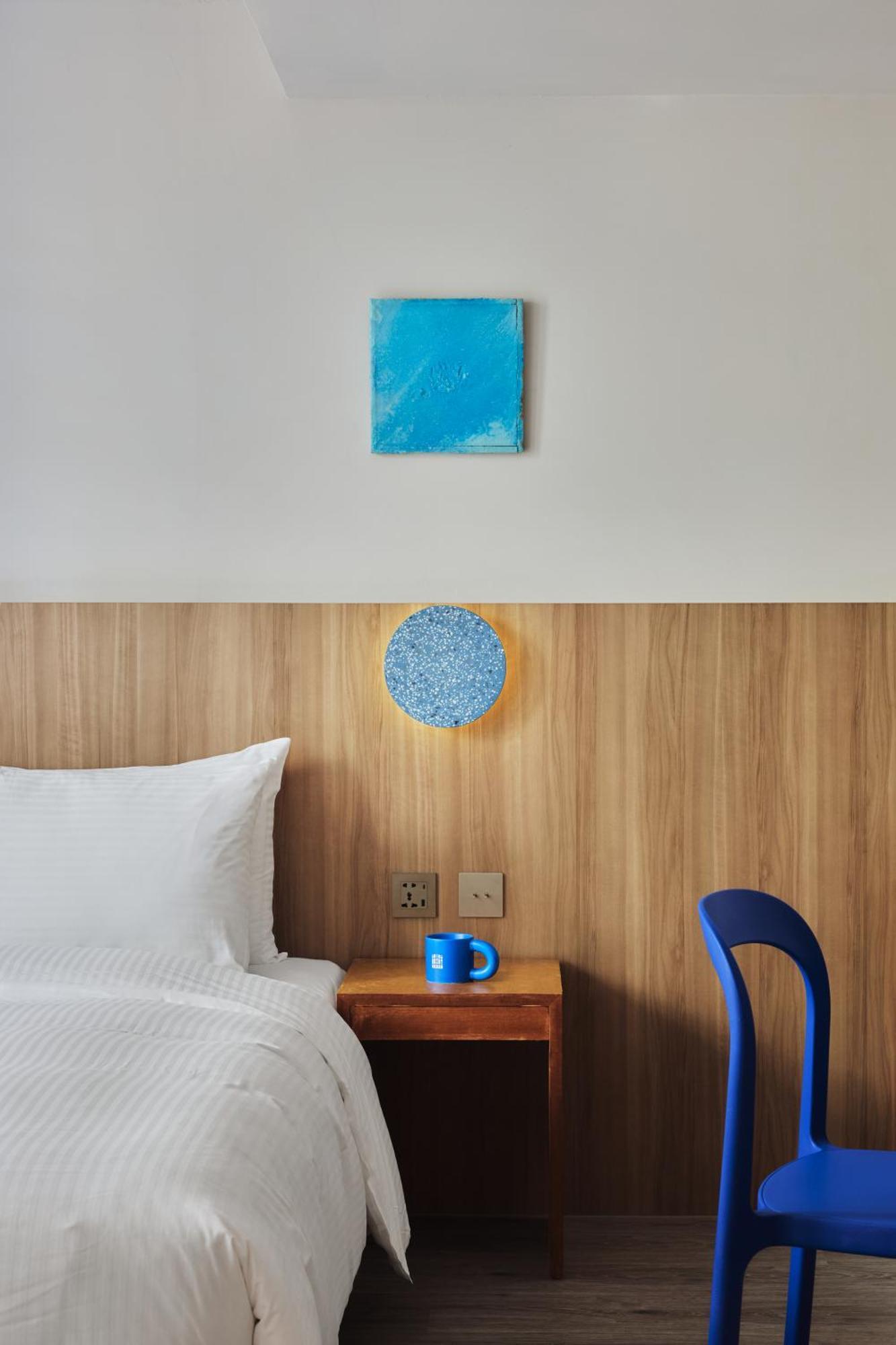 The Blue By Just 3*