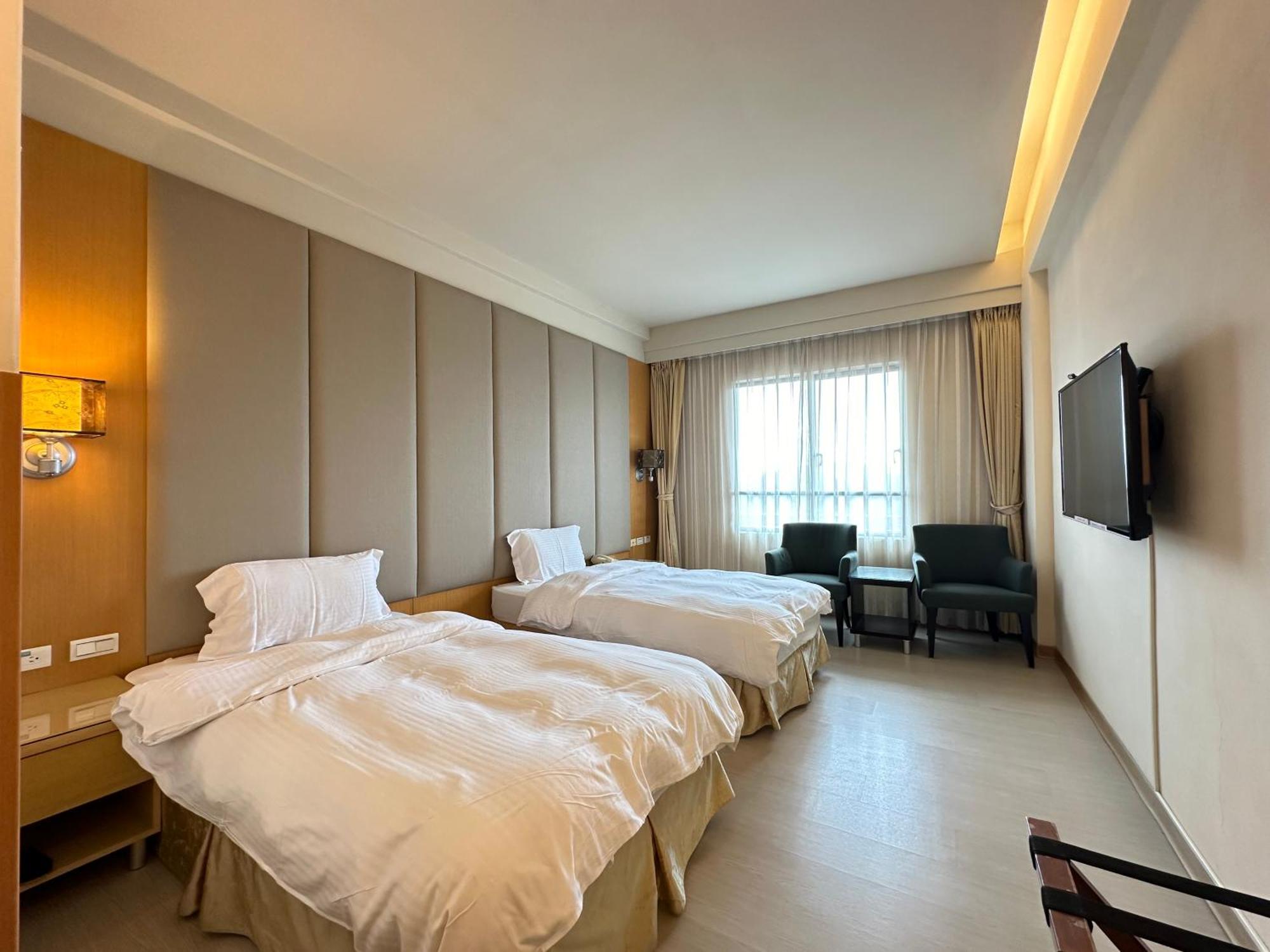 Chientan Youth Hotel