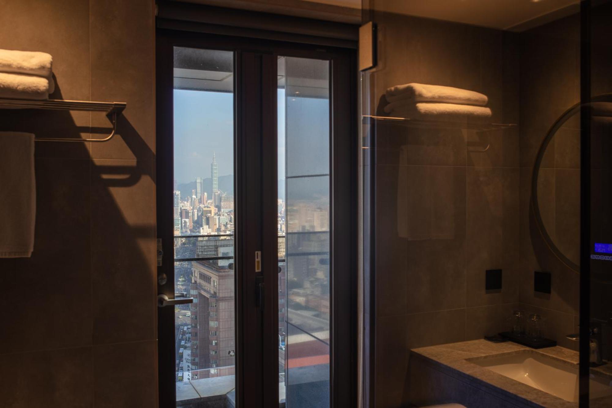 Hotel Roaders - Station 4*
