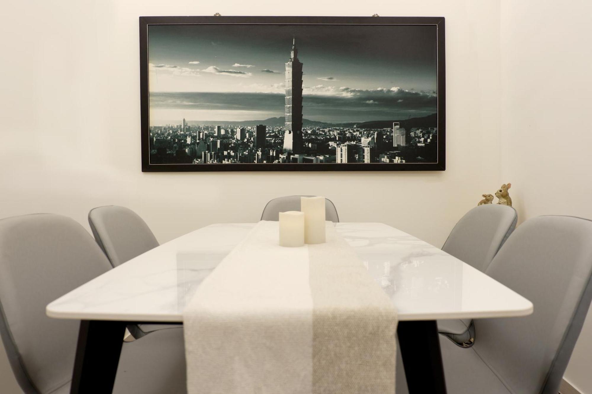 Pangsapuri 2b1bldk Zhongxiao Dunhua, Ultra Center • 2房1衛 客廳廚房 忠孝敦化 黃金地段市中心 *