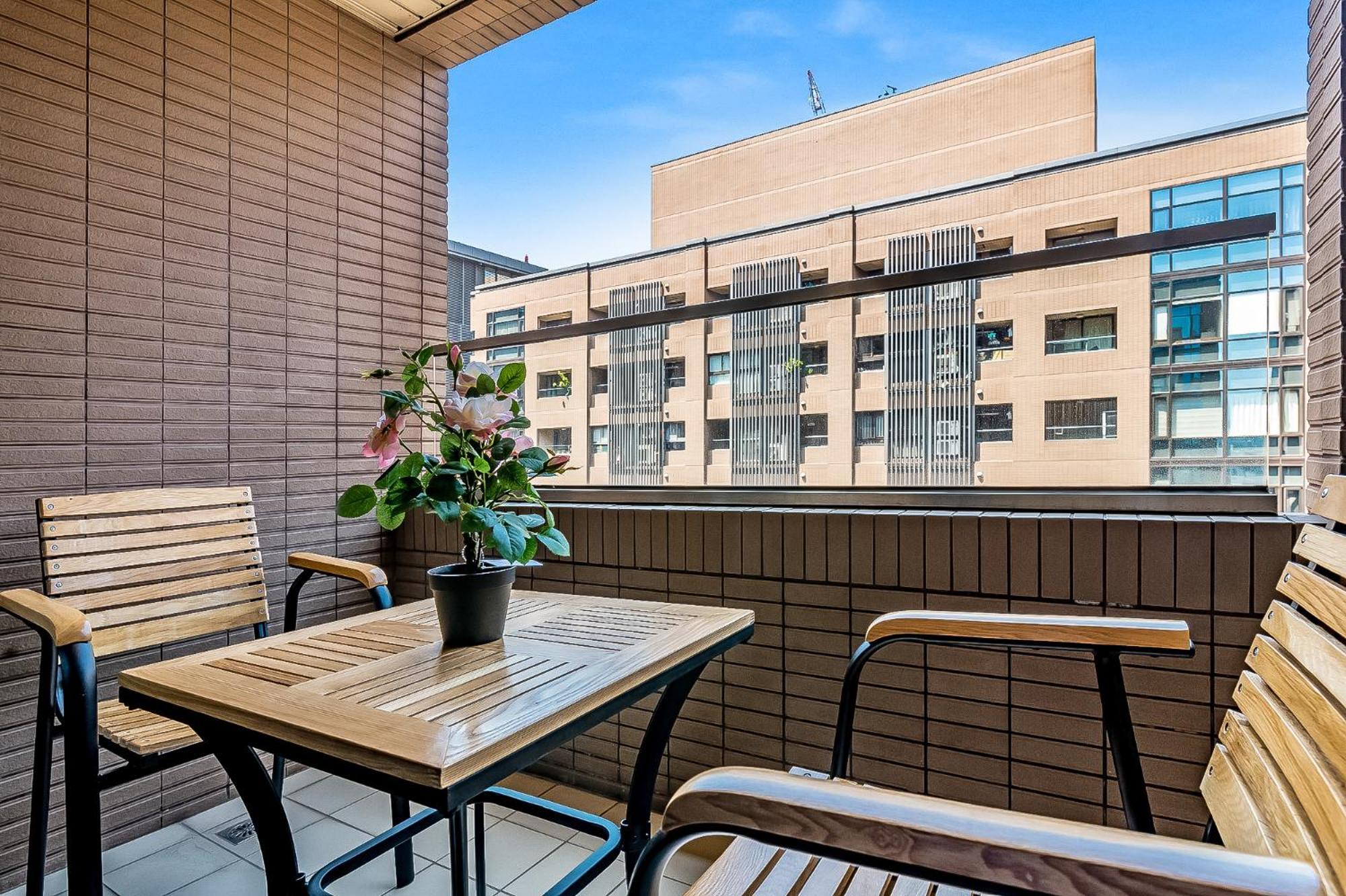 Apartment New Building 3b2bldk Workspace Main Station • 新大樓 台北車站 3房2衛 客廳廚房 工作空間