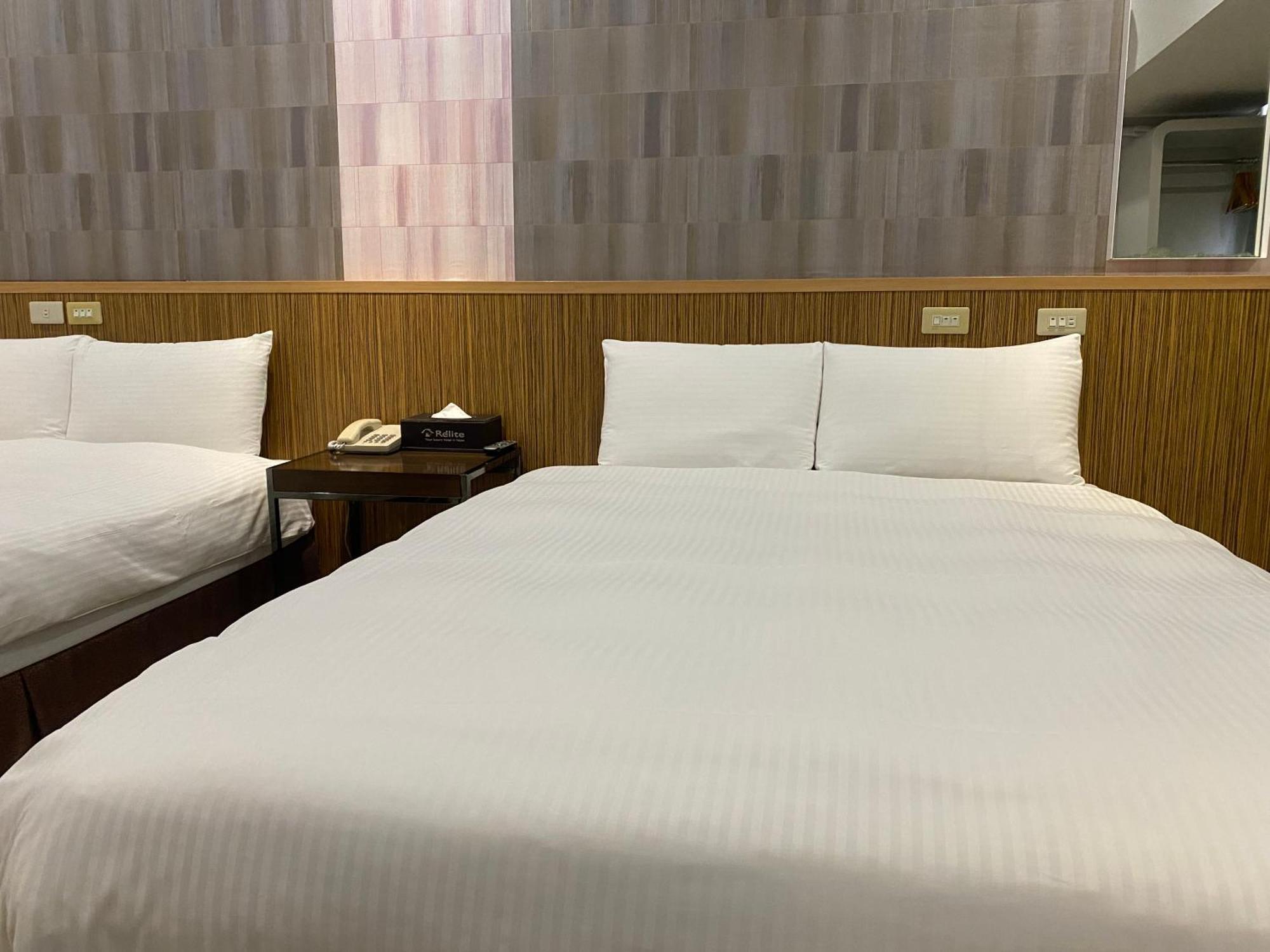 Hotel Toy 3*