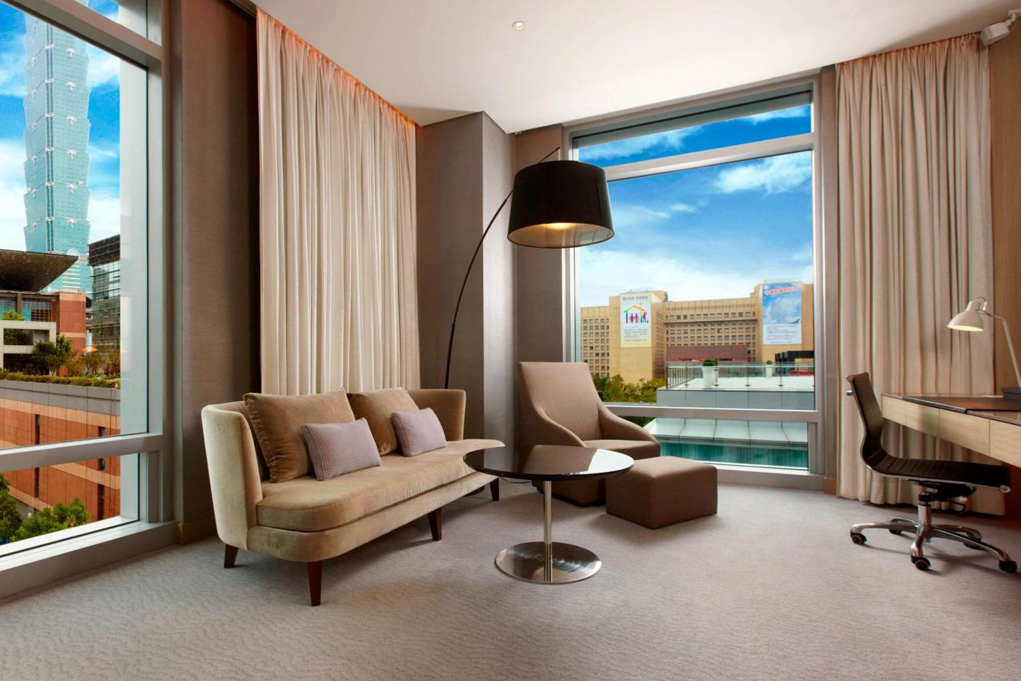 Le Meridien 5*