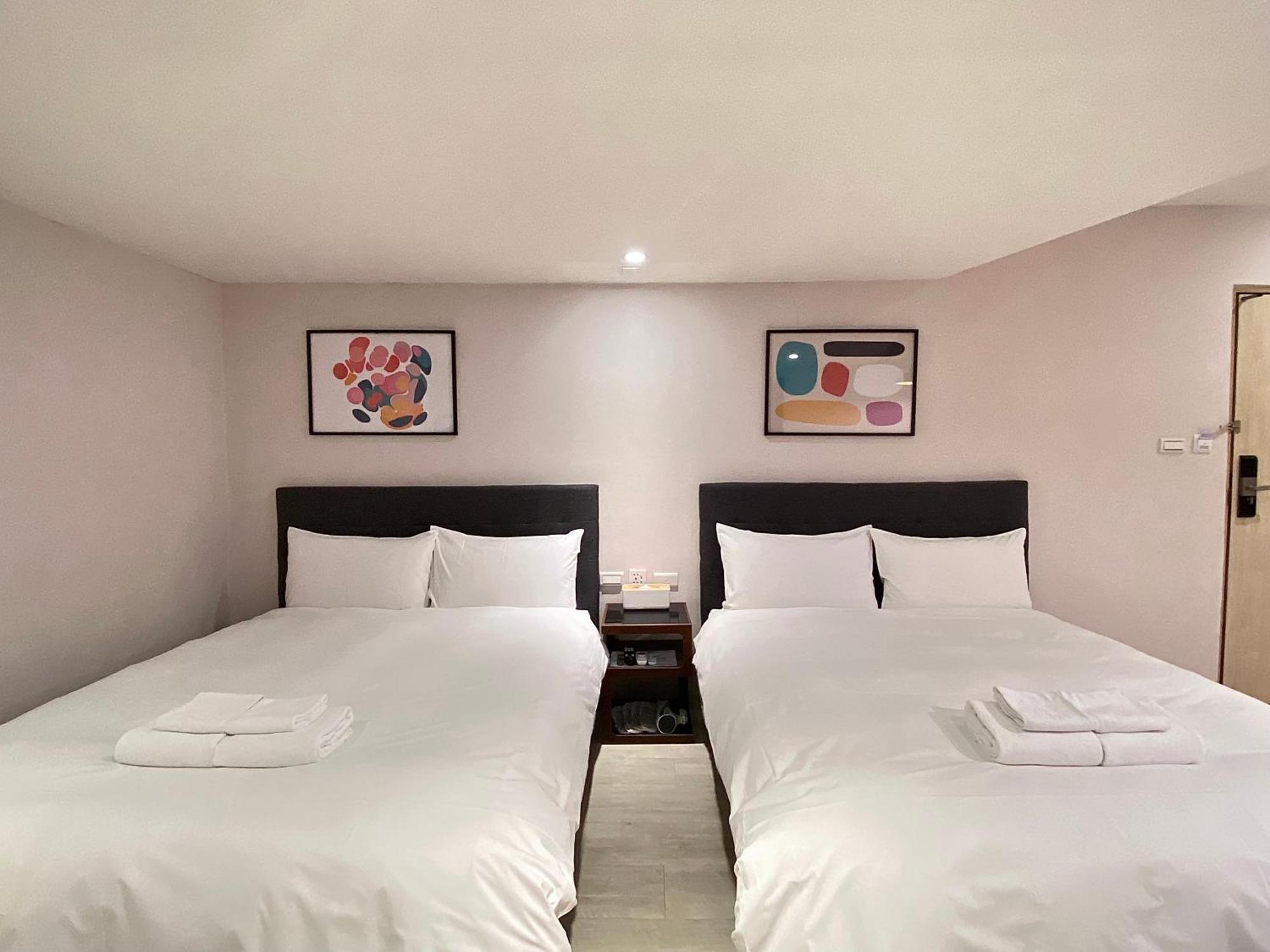 Hotel Members At 101