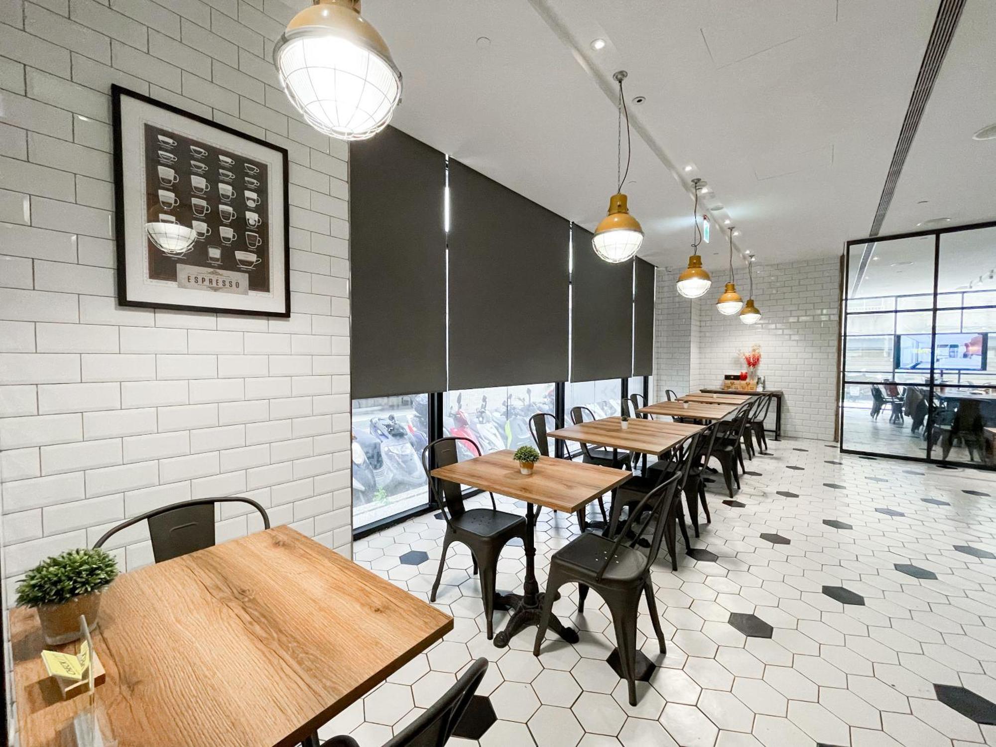 Check Songjiang Hotel